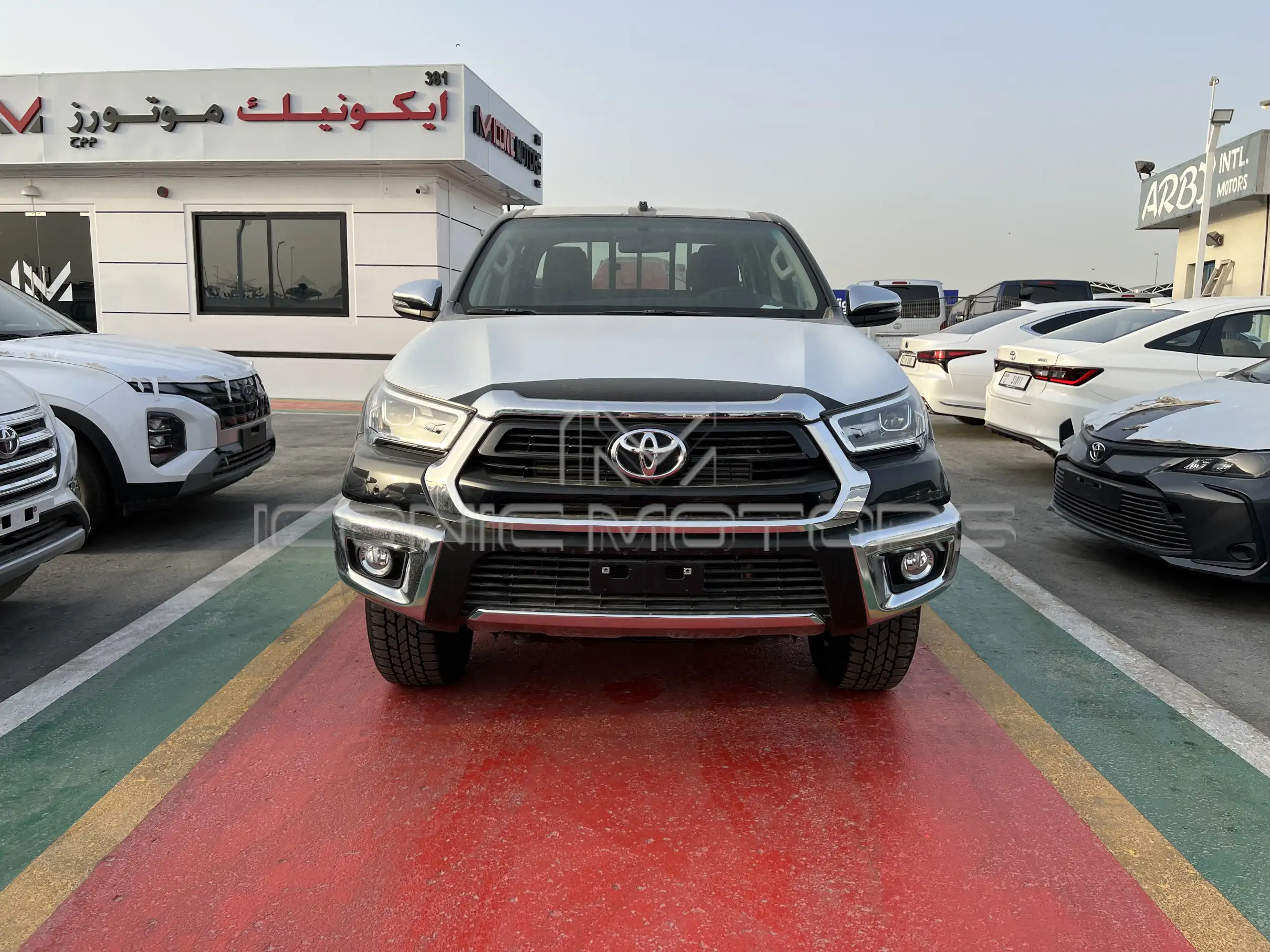 2023 Toyota Hilux 2.8L 4X4 DOUBLE CABIN DIESEL AUTOMATIC SR5