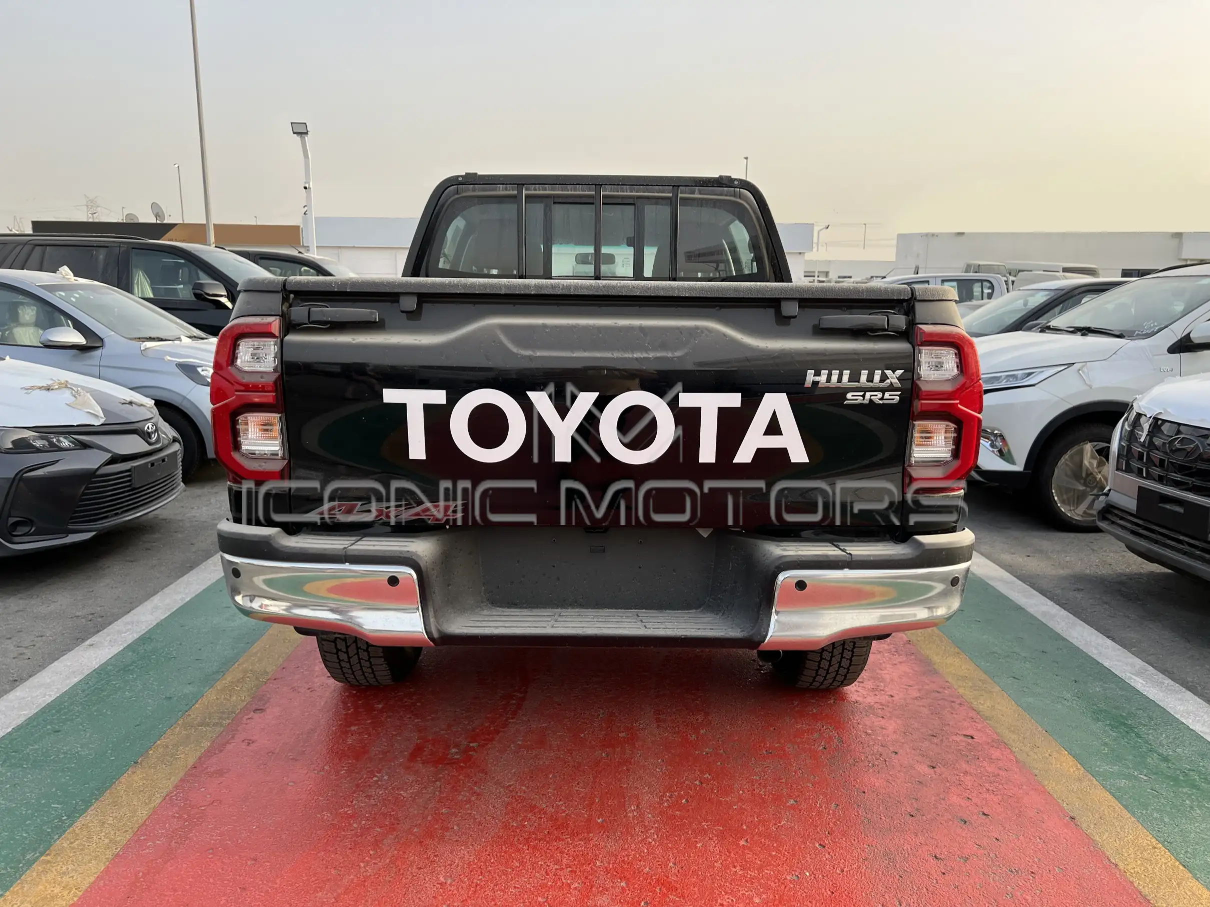2023 Toyota Hilux 2.8L 4X4 DOUBLE CABIN DIESEL AUTOMATIC SR5
