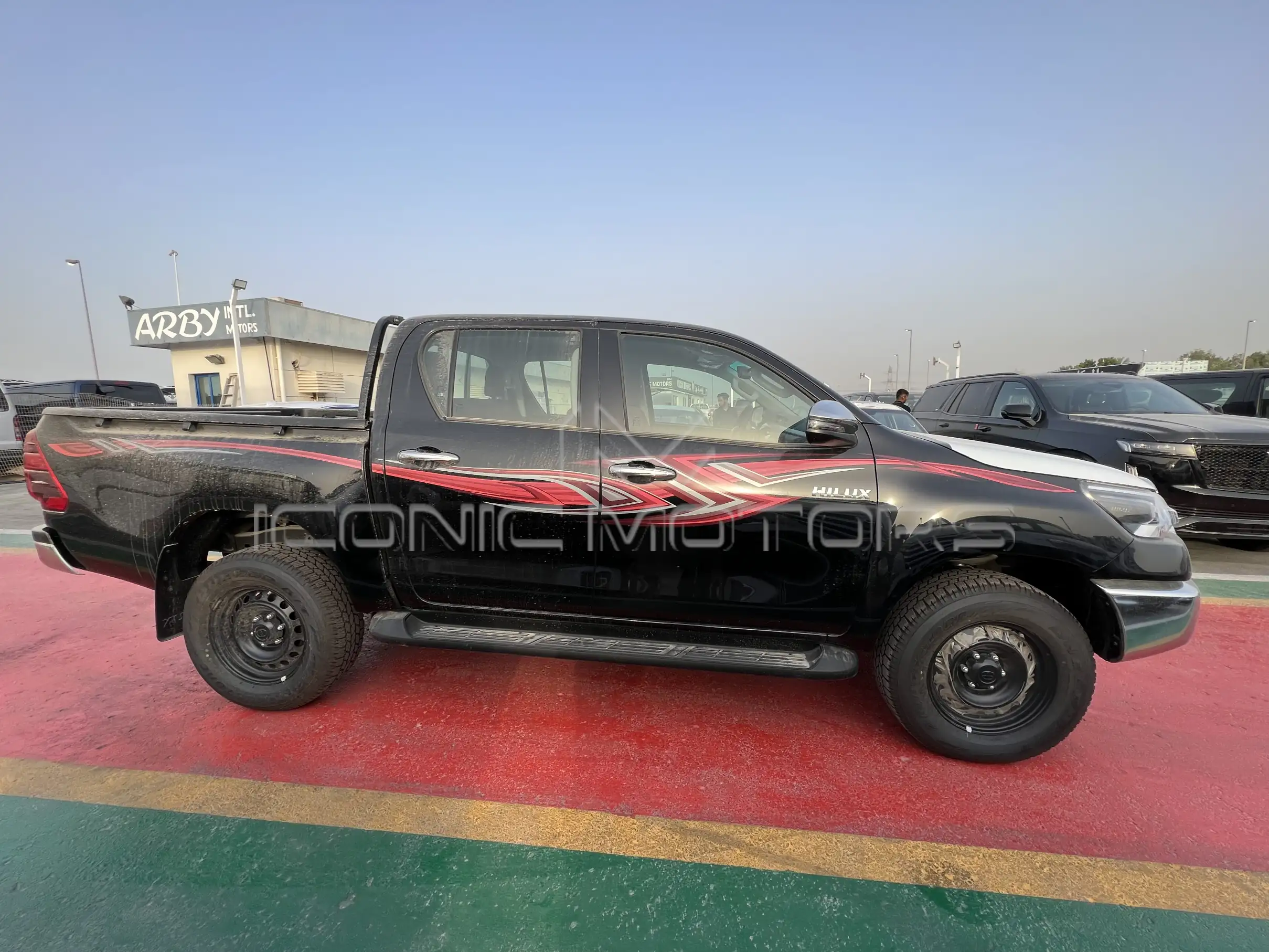 2023 Toyota Hilux 2.8L 4X4 DOUBLE CABIN DIESEL AUTOMATIC SR5