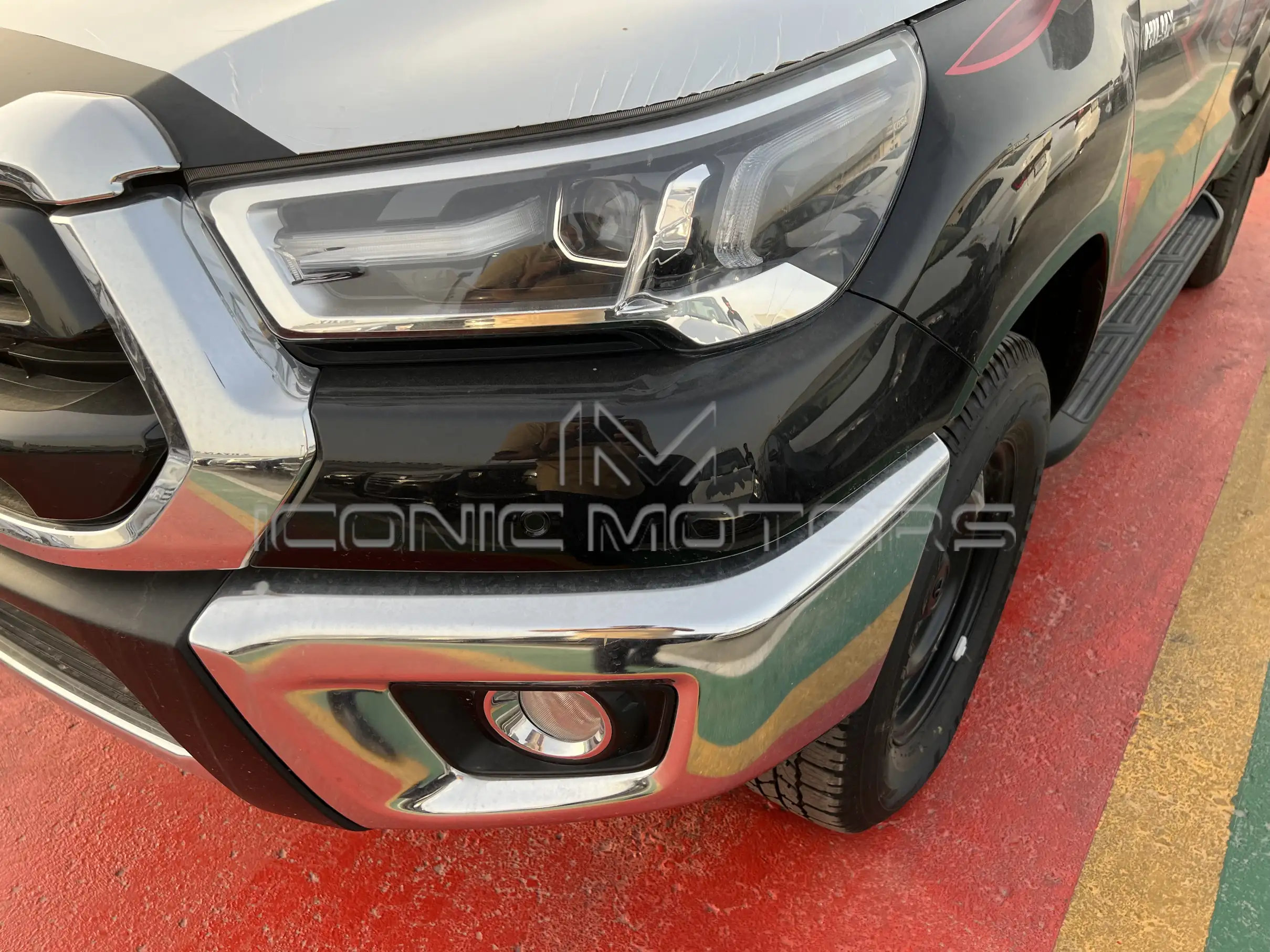 2023 Toyota Hilux 2.8L 4X4 DOUBLE CABIN DIESEL AUTOMATIC SR5