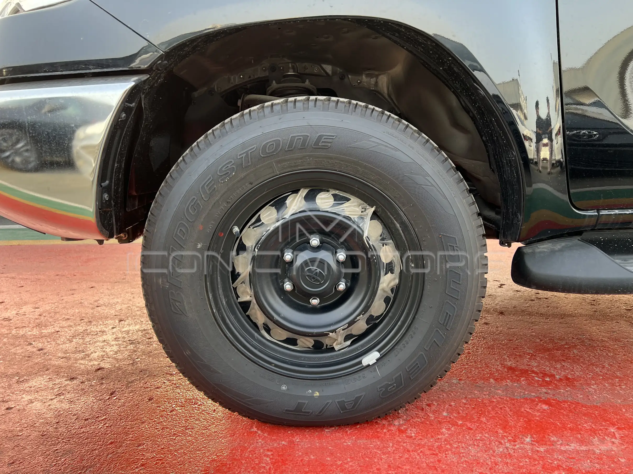 2023 Toyota Hilux 2.8L 4X4 DOUBLE CABIN DIESEL AUTOMATIC SR5