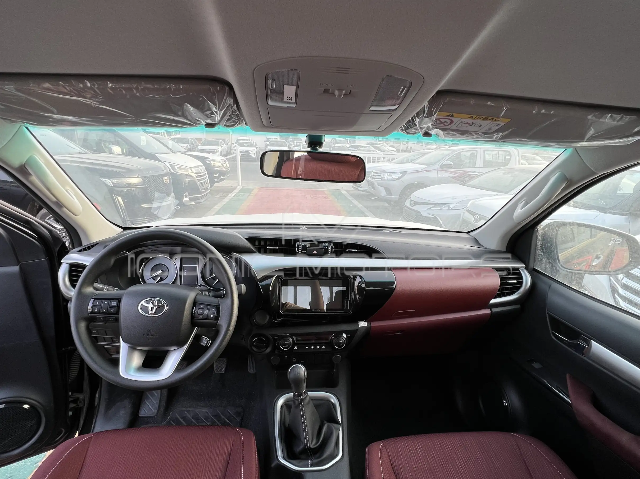 2023 Toyota Hilux 2.8L 4X4 DOUBLE CABIN DIESEL AUTOMATIC SR5