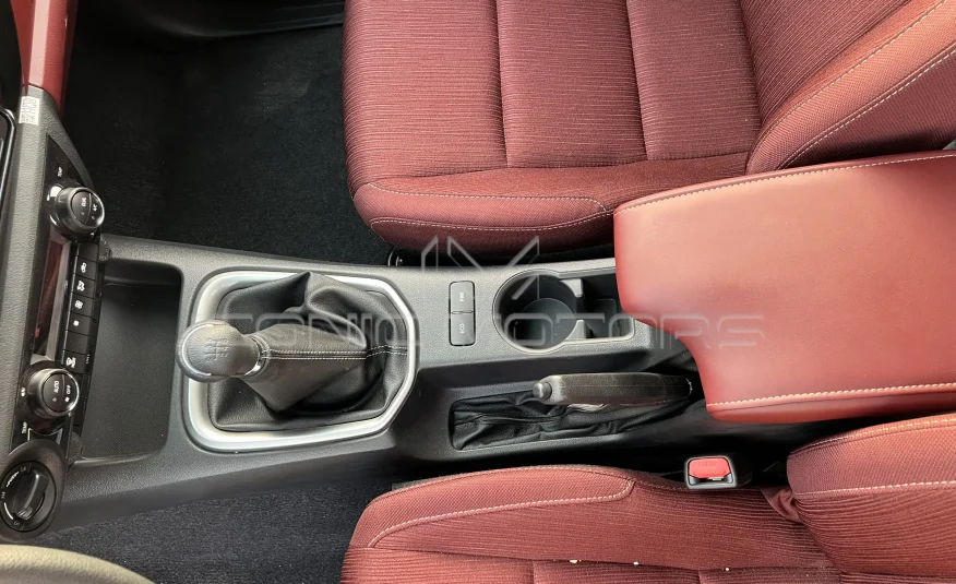 2023 Toyota Hilux 2.8L 4X4 DOUBLE CABIN DIESEL AUTOMATIC SR5