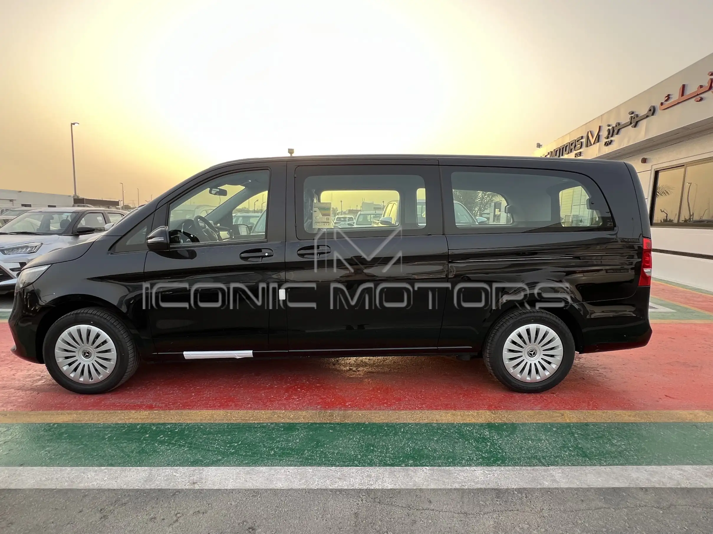 2024 Mercedes Benz V250 2.0L