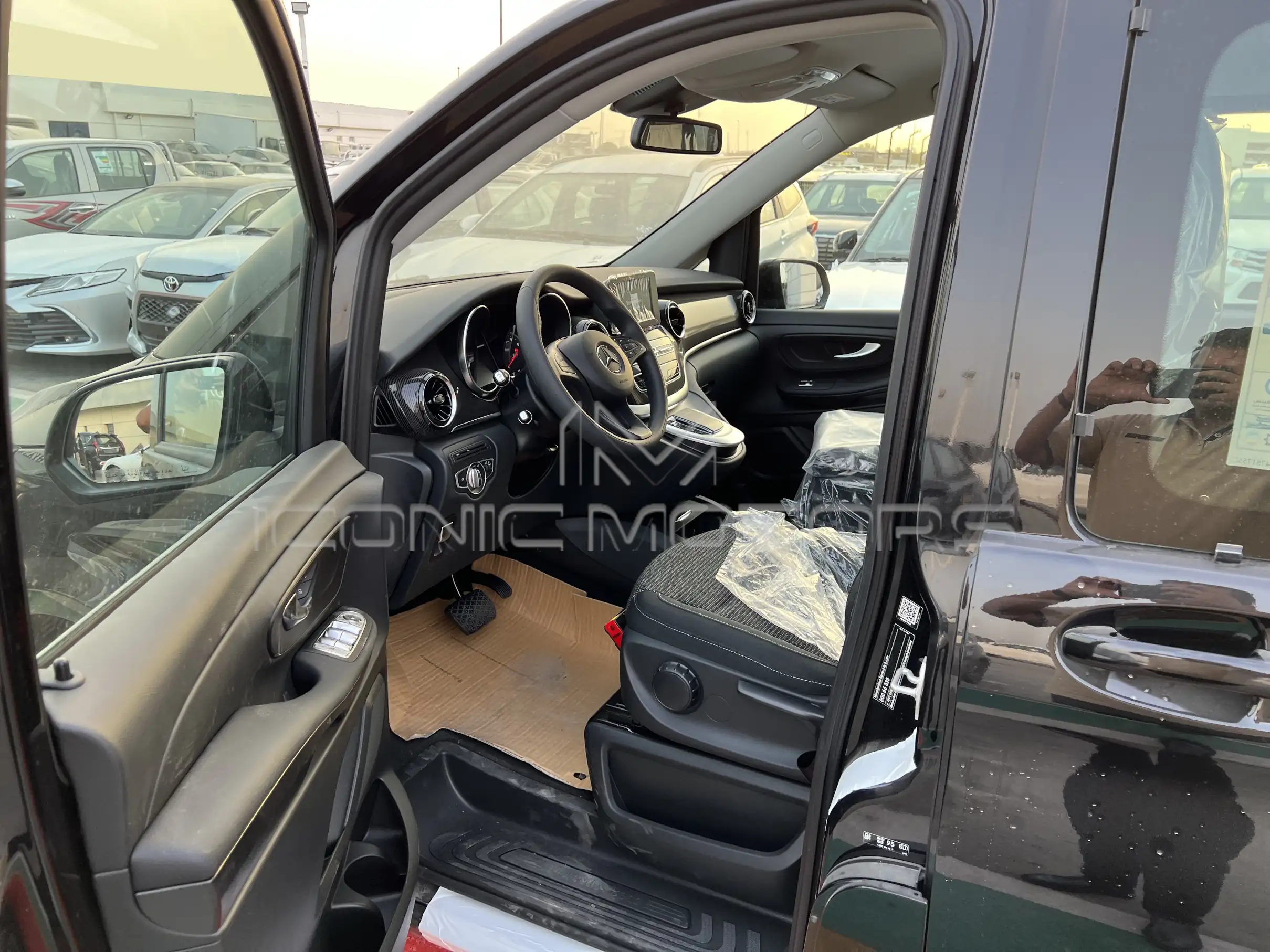 2024 Mercedes Benz V250 2.0L