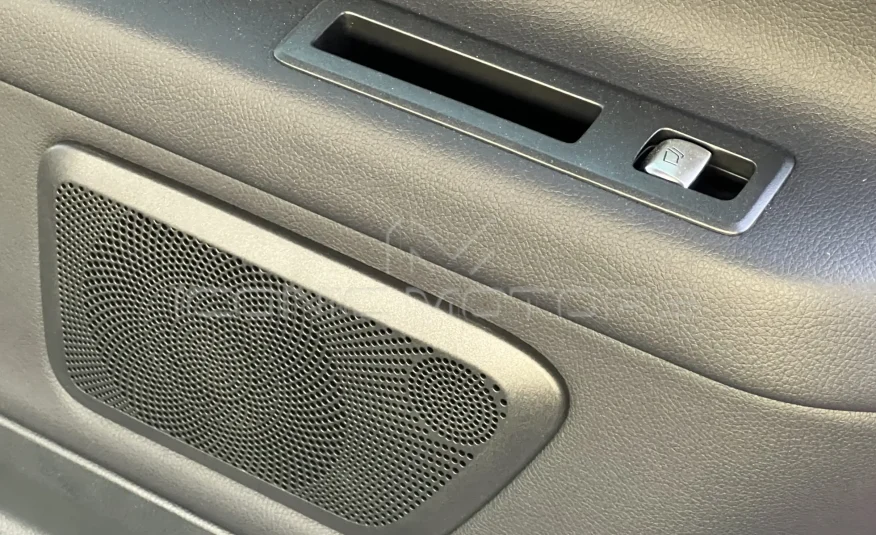 2024 Mercedes Benz V250 2.0L