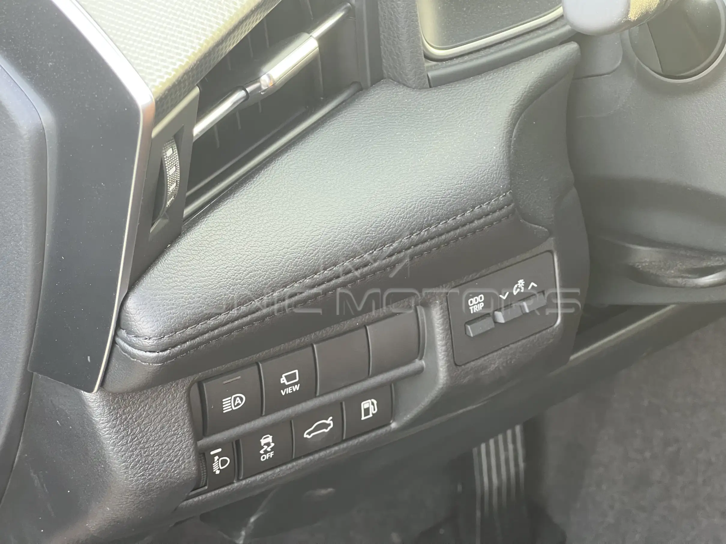2022 TOYOTA AVALON 2.5L XLE HYBRID