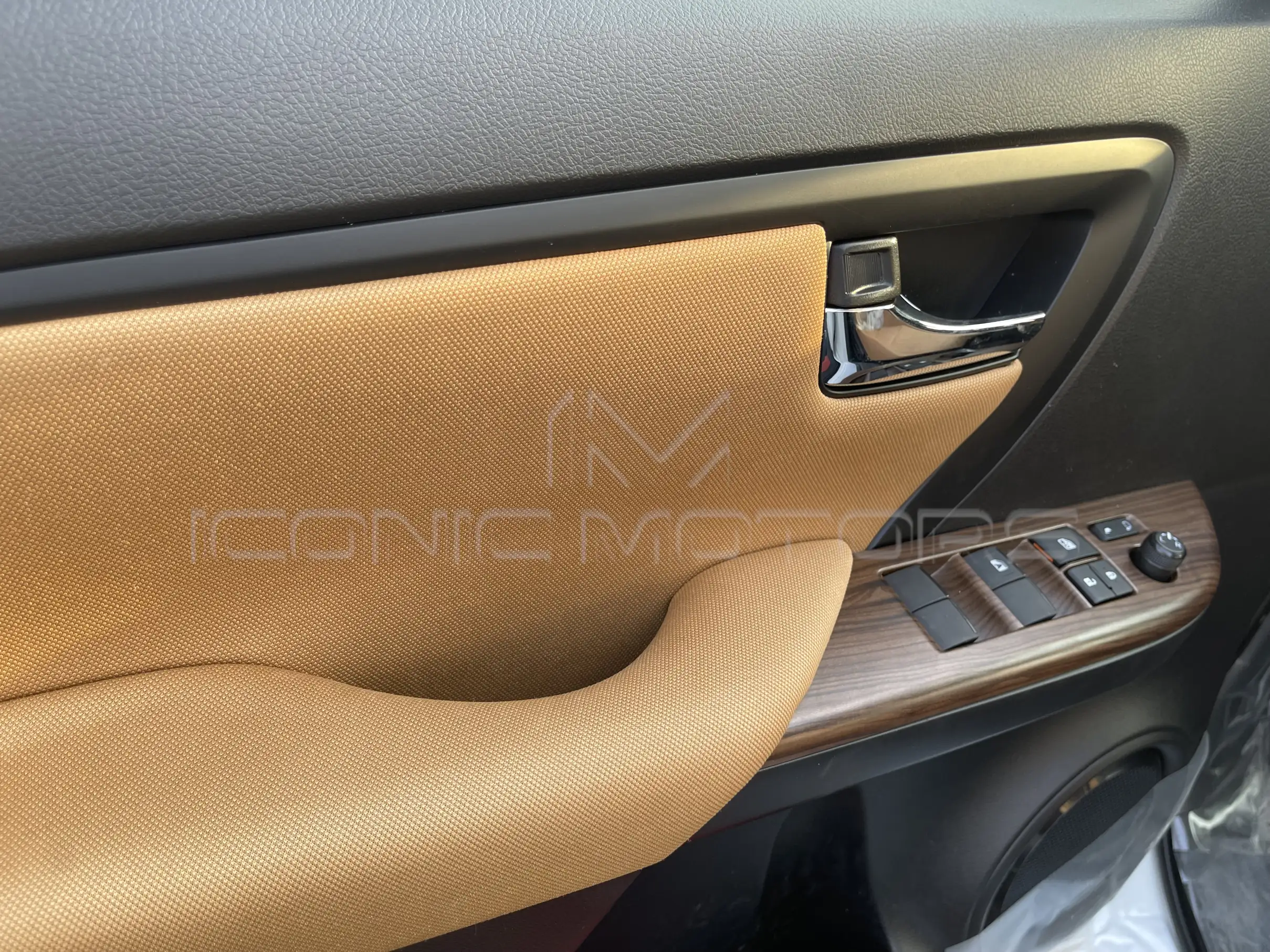 2023 TOYOTA FORTUNER 2.7L 4X2 PETROL A/T