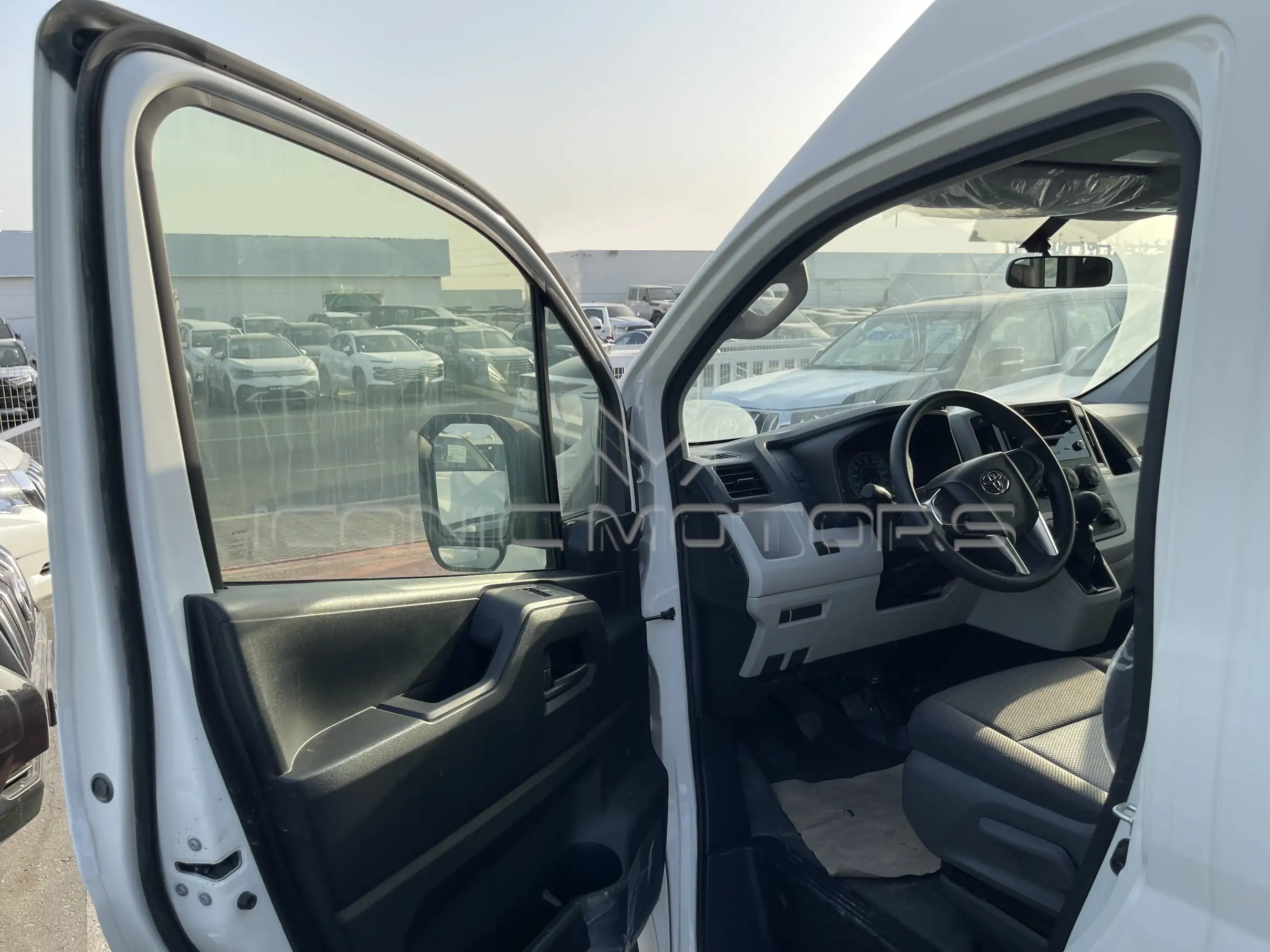 2023 Toyota Hiace 3.5L M/T Petrol High Roof 13-Seater