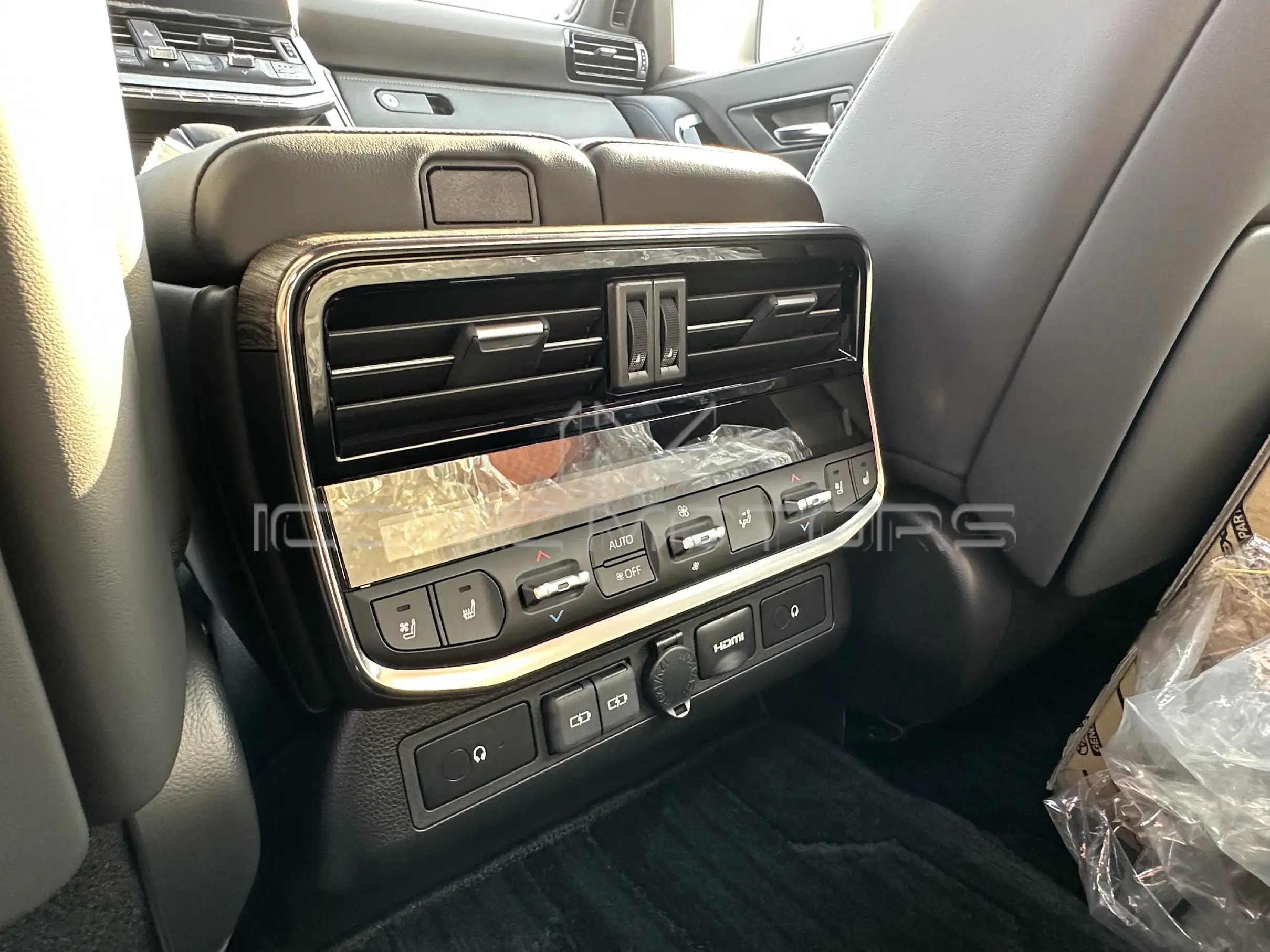 2023 Toyota Land Cruiser 3.3L VXR Diesel Twin Turbo