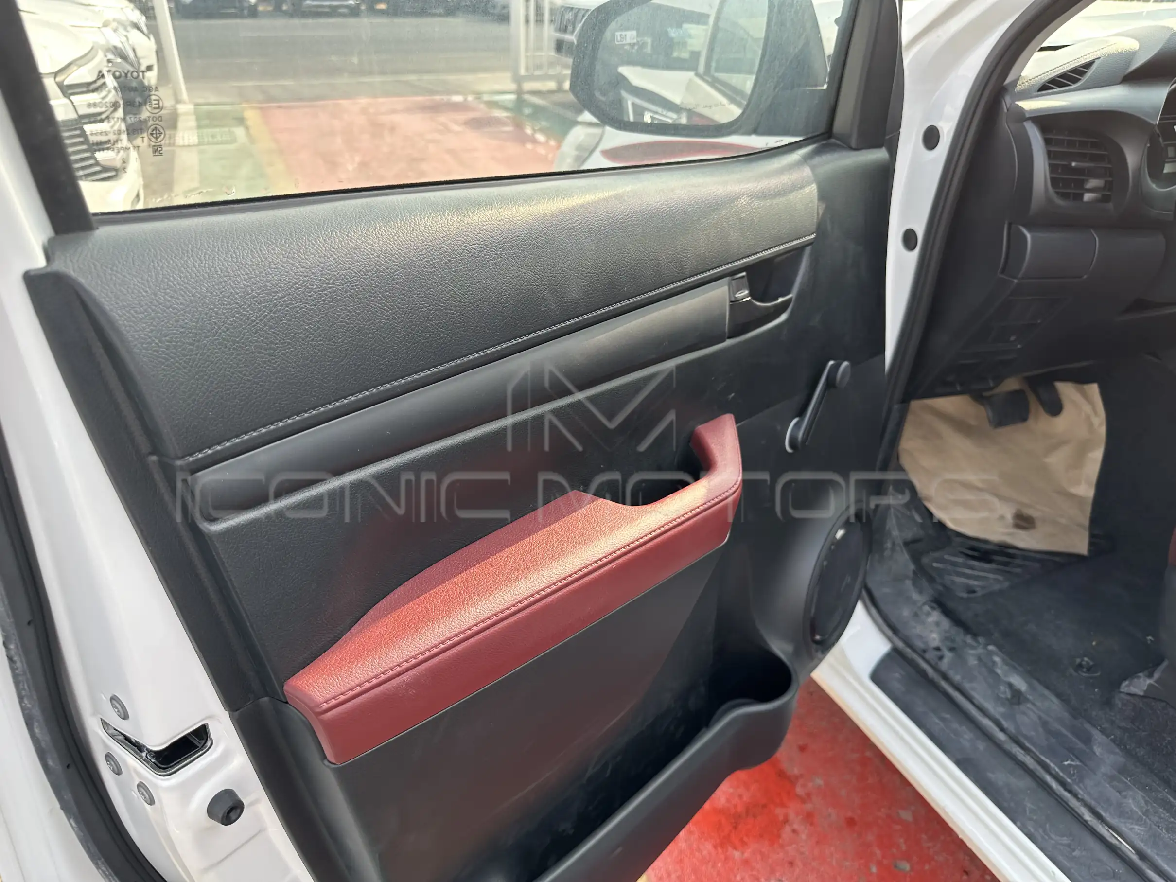 2023 TOYOTA HILUX GL 2.7L 4X4 PETROL A/T DOUBLE CABIN