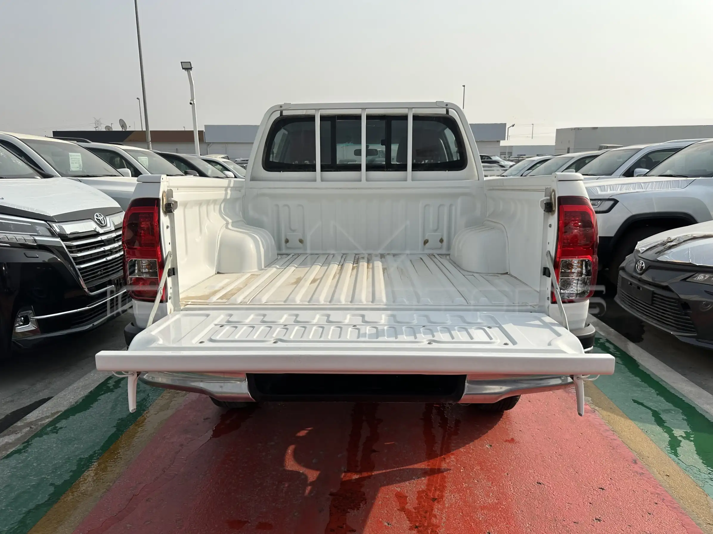 2023 TOYOTA HILUX GL 2.7L 4X4 PETROL A/T DOUBLE CABIN