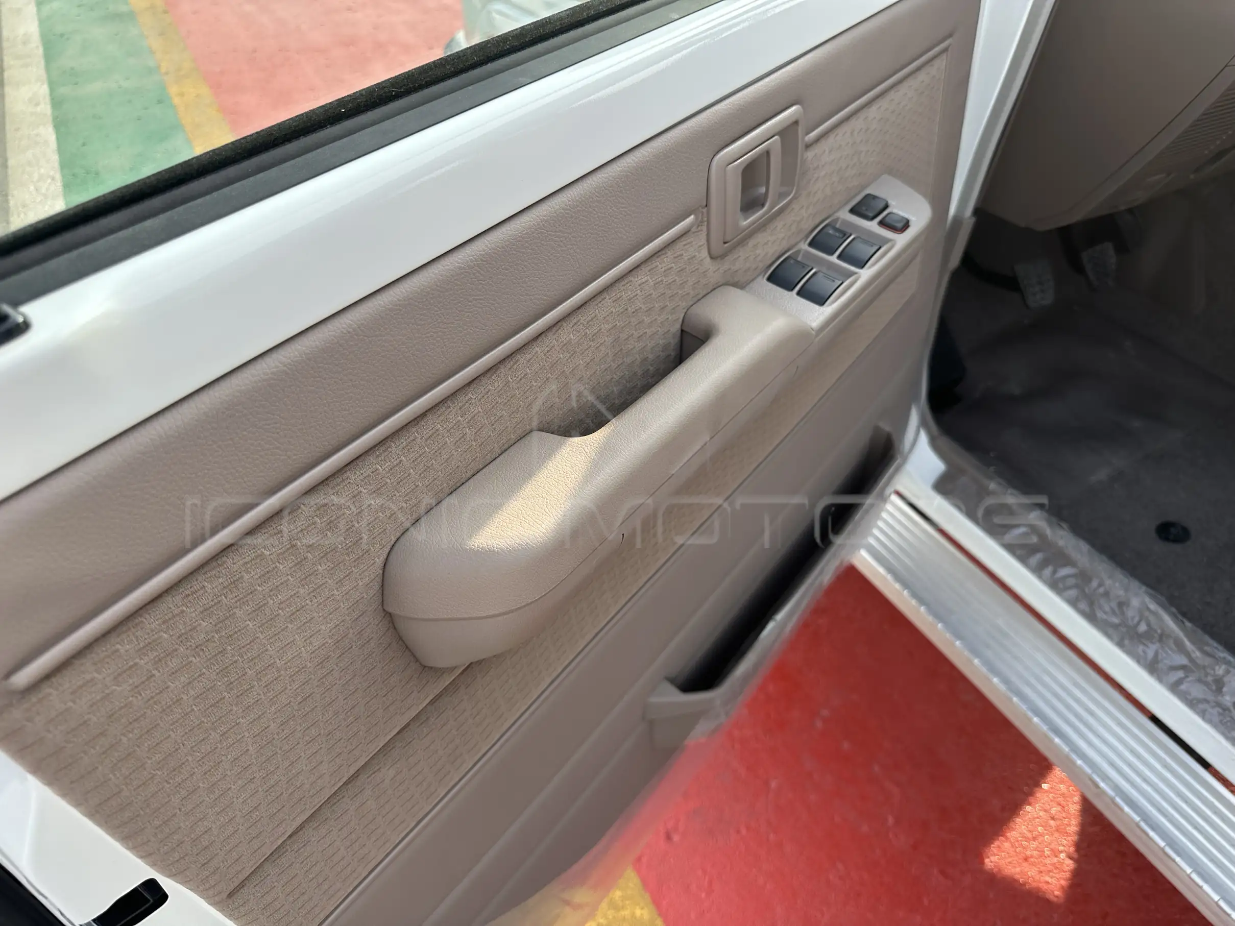 2023 Toyota Land Cruiser Hard Top LC76 Petrol 4.0L 5 DR Basic Option