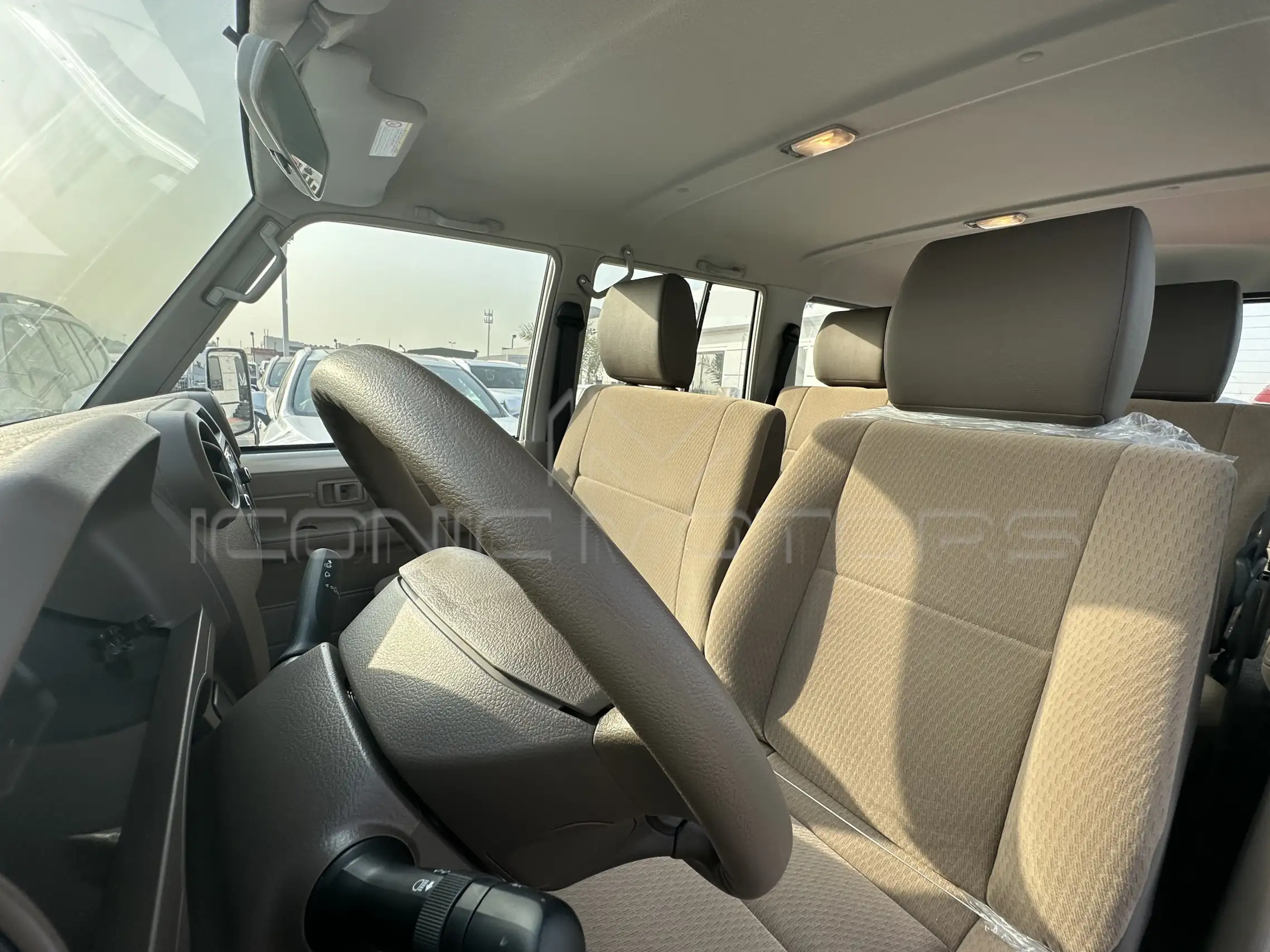2023 Toyota Land Cruiser Hard Top LC76 Petrol 4.0L 5 DR Basic Option