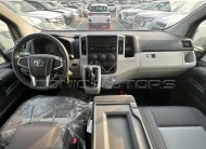 TOYOTA HIACE GL CARGO VAN STD ROOF 3.5L PETROL M/T TH554