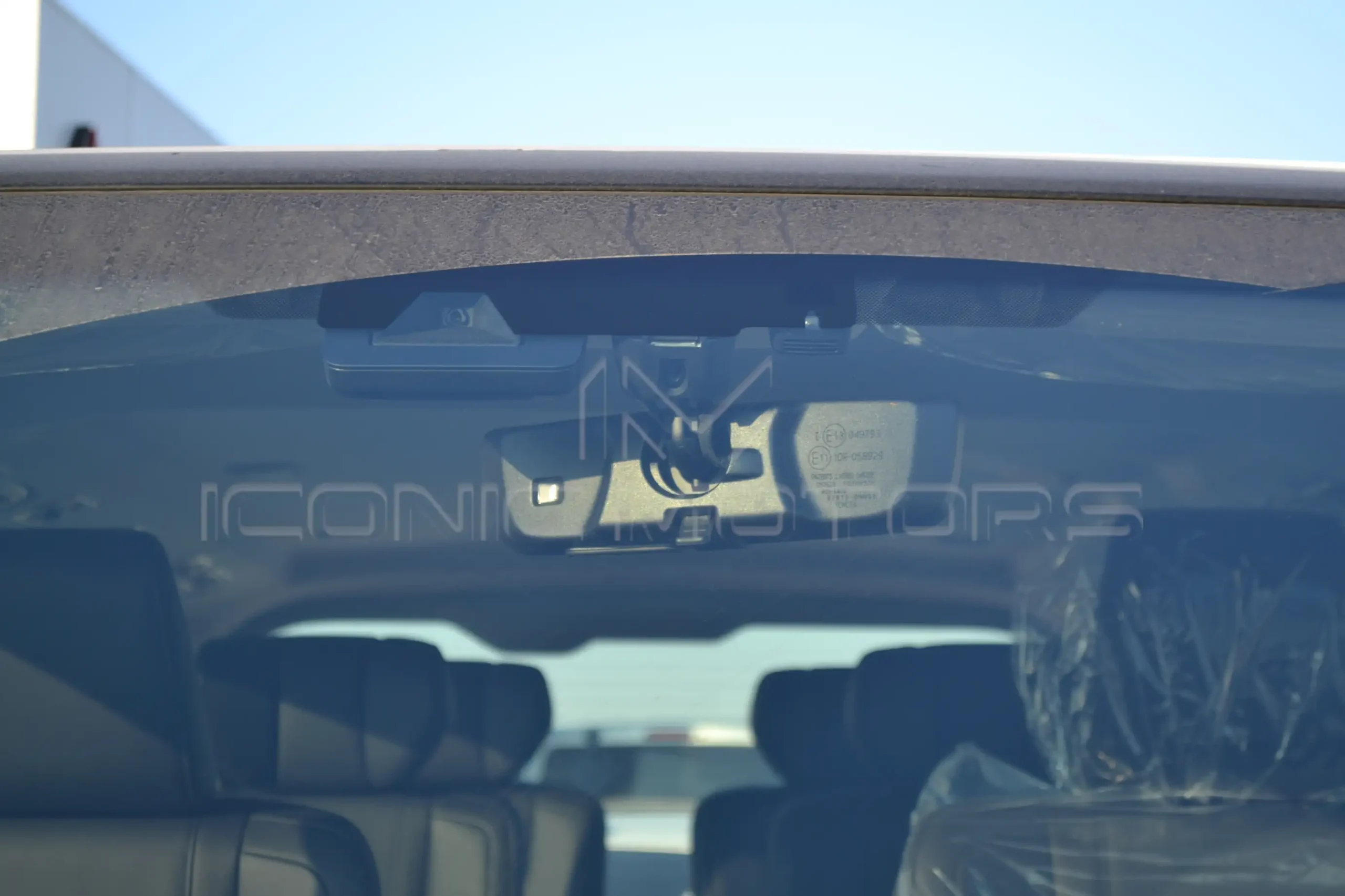 2024 TOYOTA GRANVIA 3.5L PREMIUM TG3081