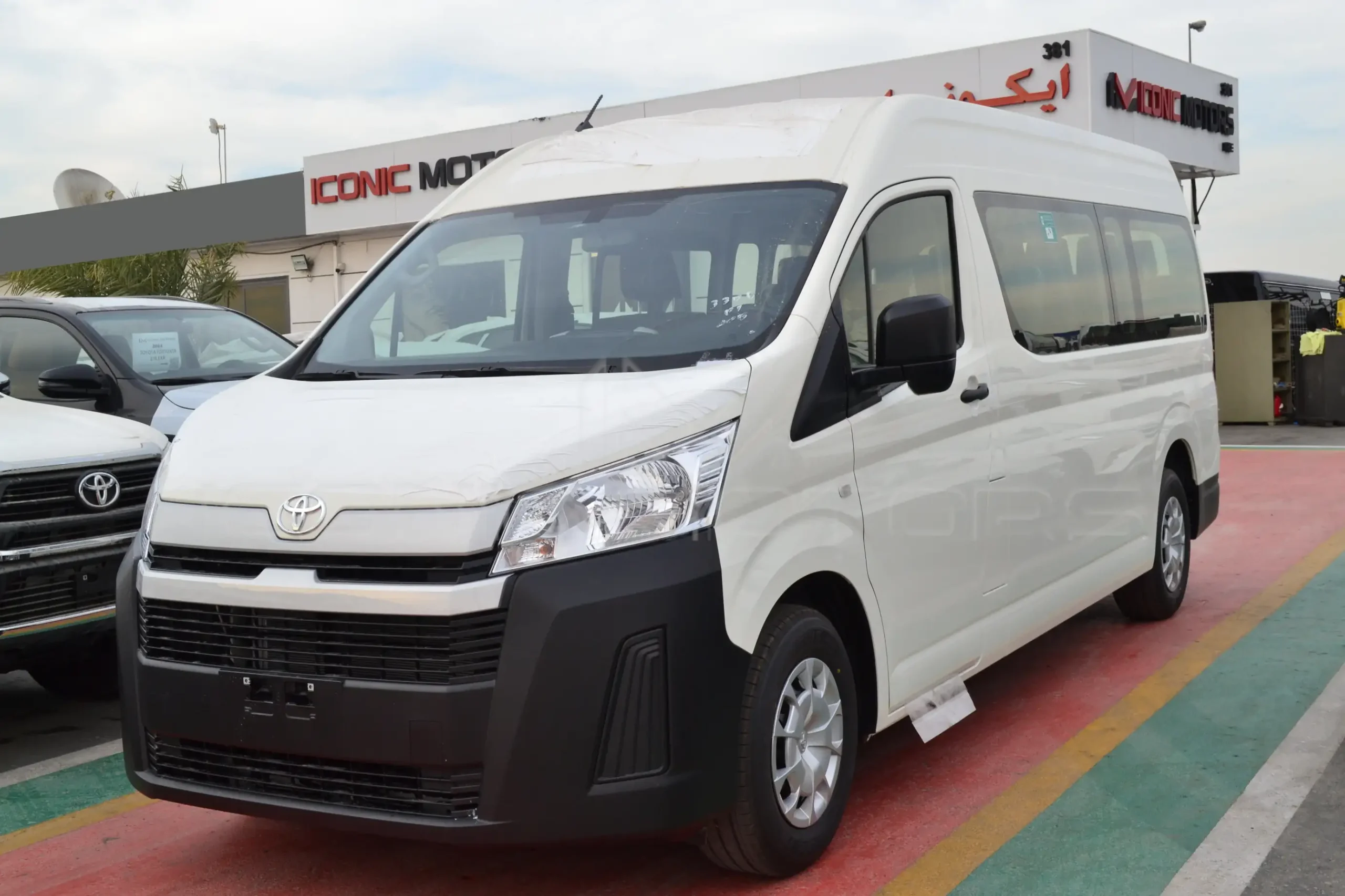 2024 TOYOTA HIACE COMMUTER GL 3.5L PETROL M/T 13-STR THC3823