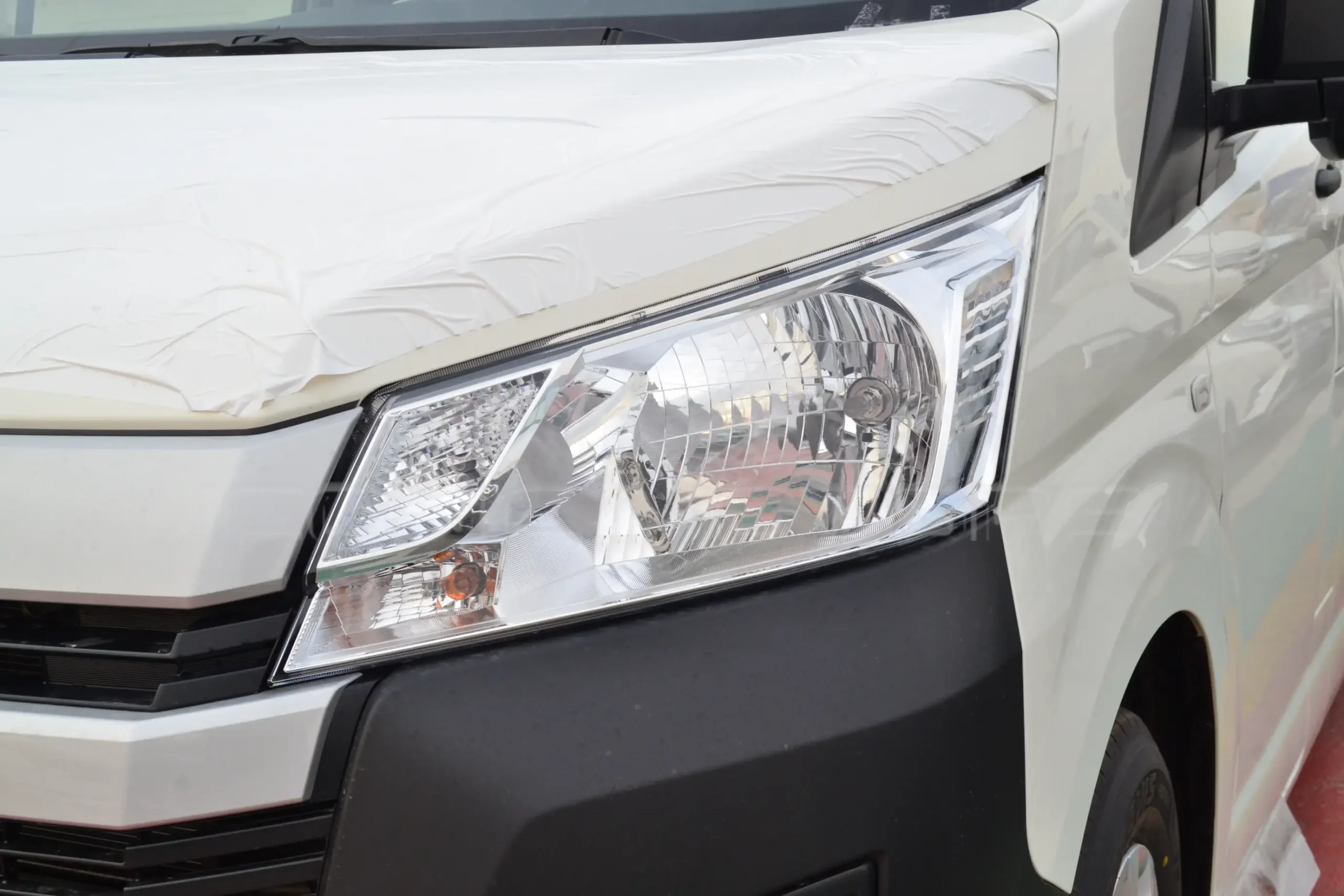 2024 TOYOTA HIACE COMMUTER GL 3.5L PETROL M/T 13-STR THC3823