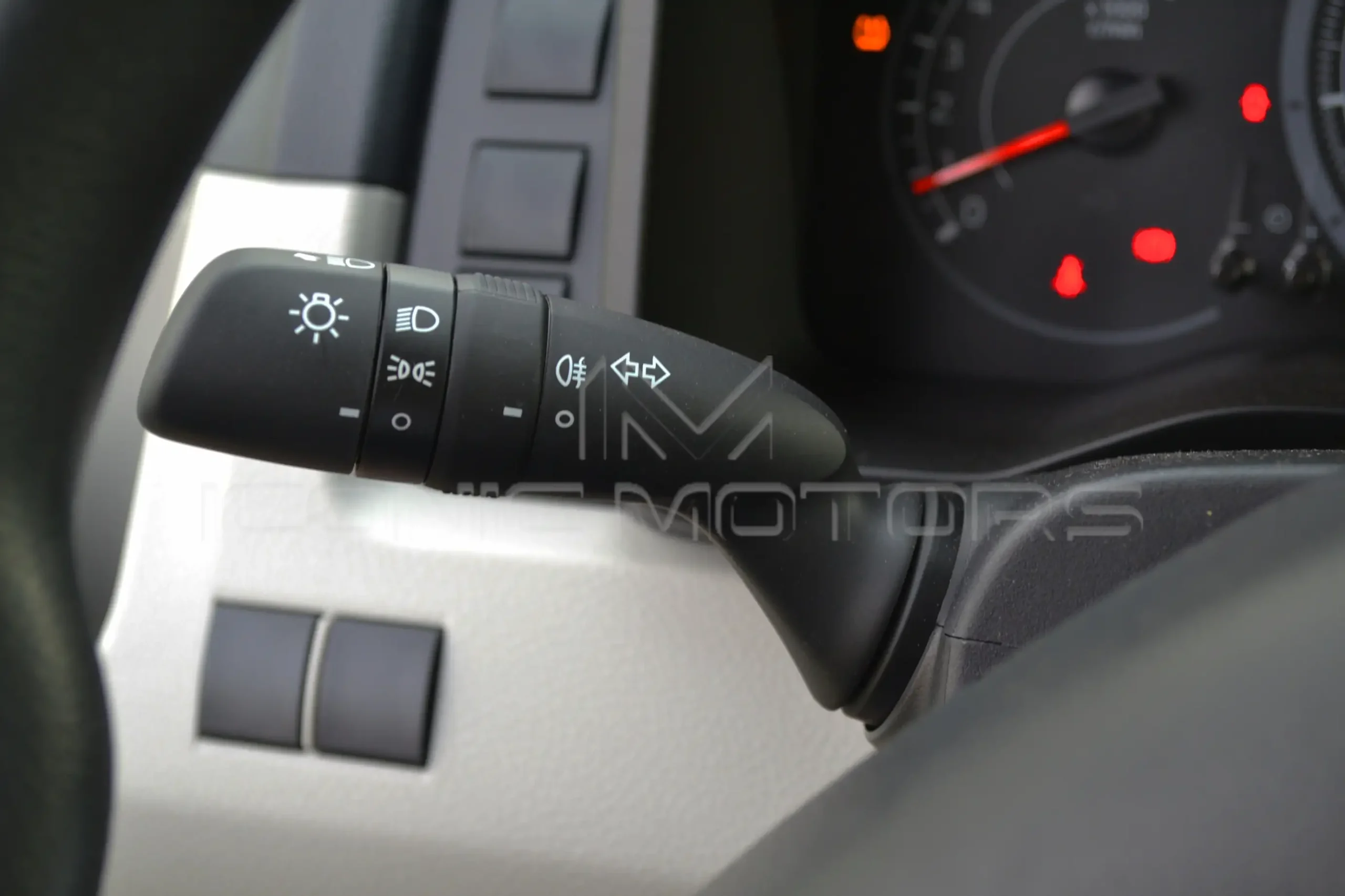 2024 TOYOTA HIACE COMMUTER GL 3.5L PETROL M/T 13-STR THC3823