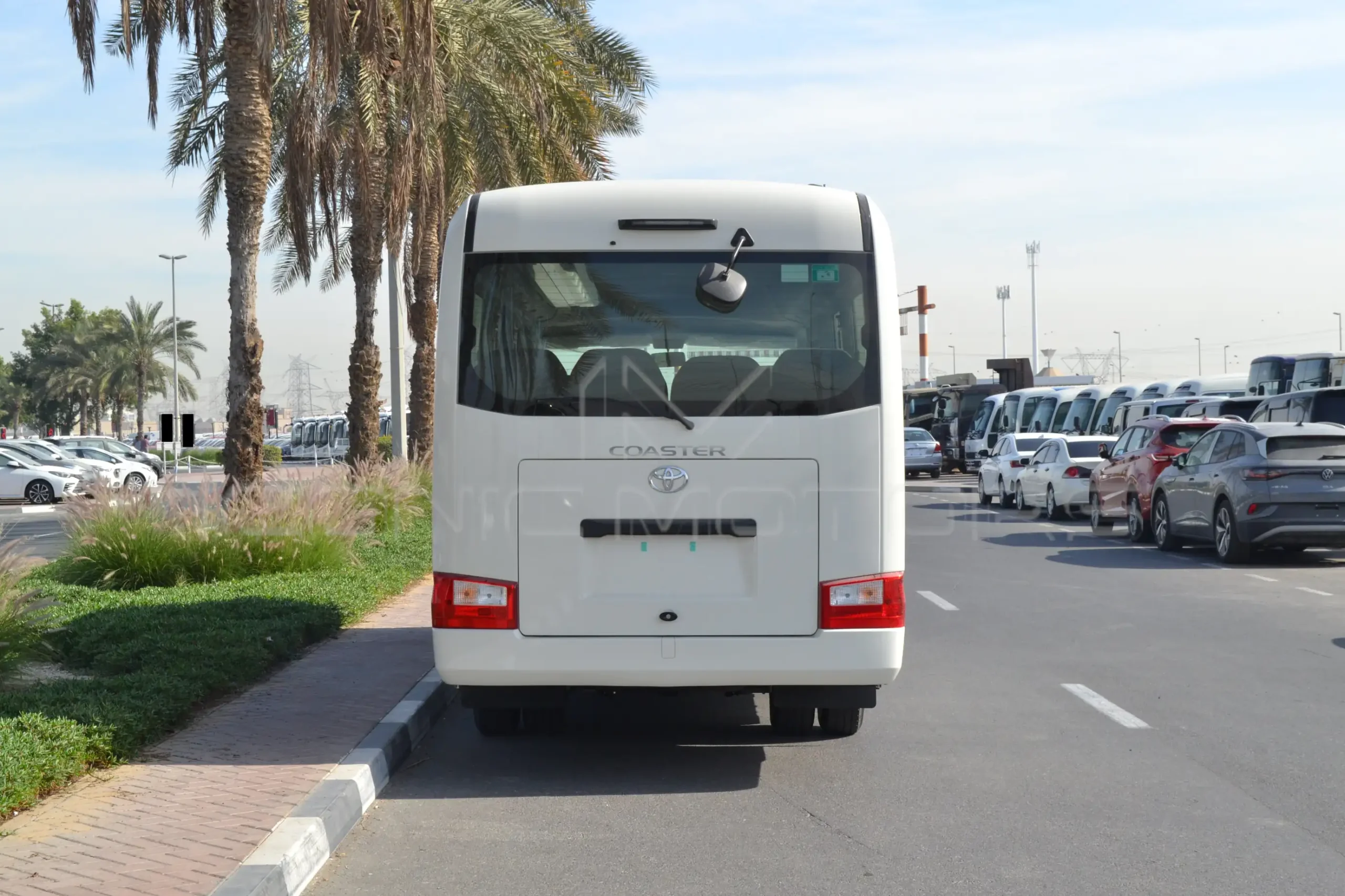 TOYOTA COASTER HI ROOF 4.0L DIESEL 23 SEATER M/T TC5339