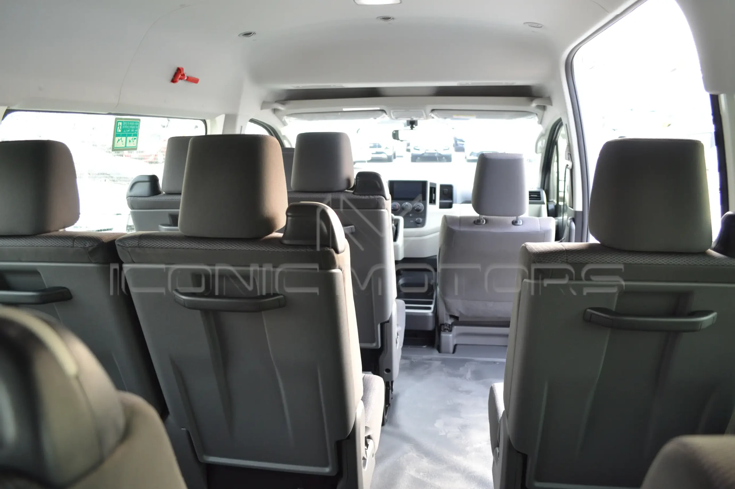 2024 TOYOTA HIACE COMMUTER GL 3.5L PETROL M/T 13-STR THC3823