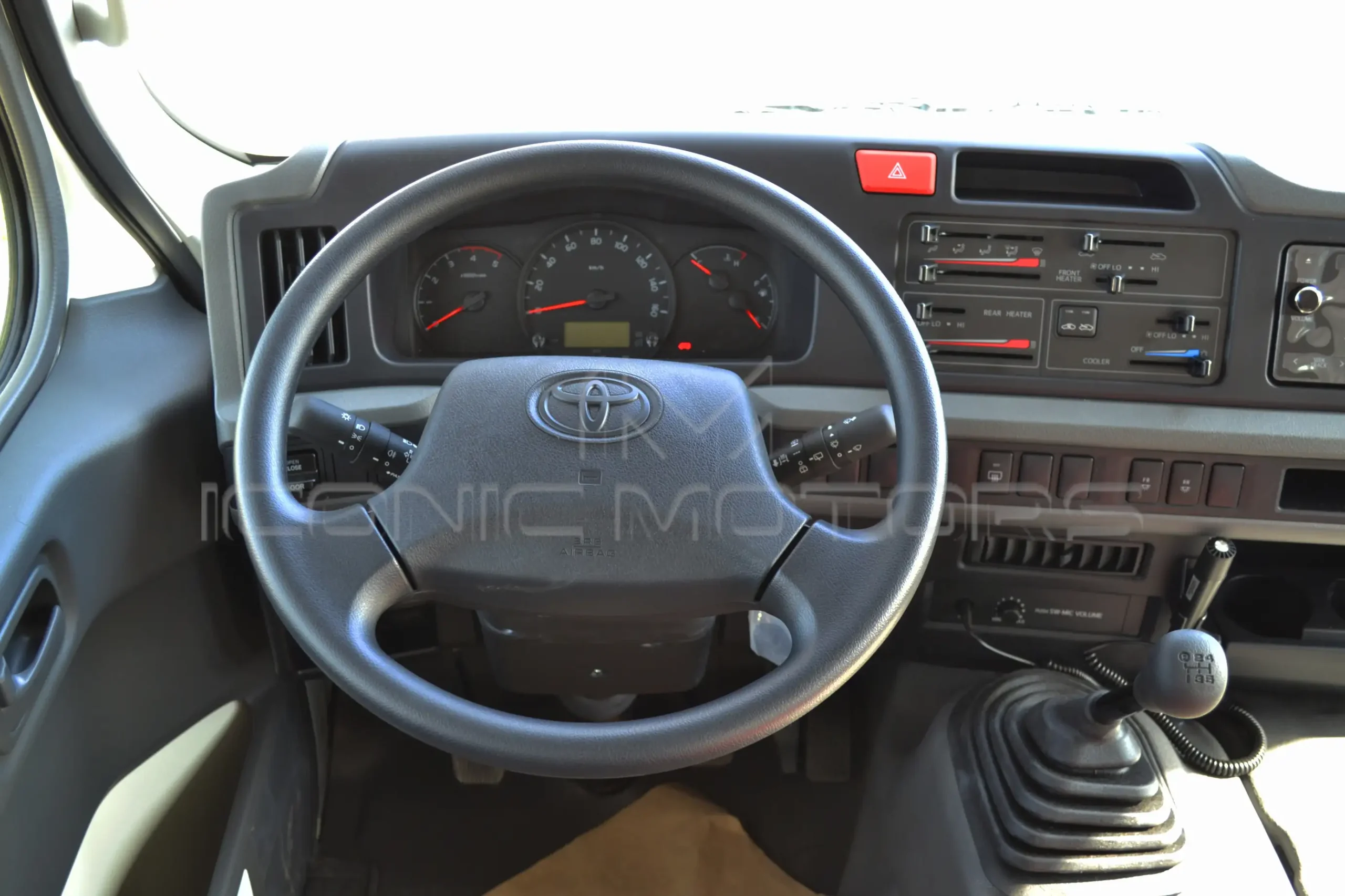 TOYOTA COASTER HI ROOF 4.0L DIESEL 23 SEATER M/T TC5339