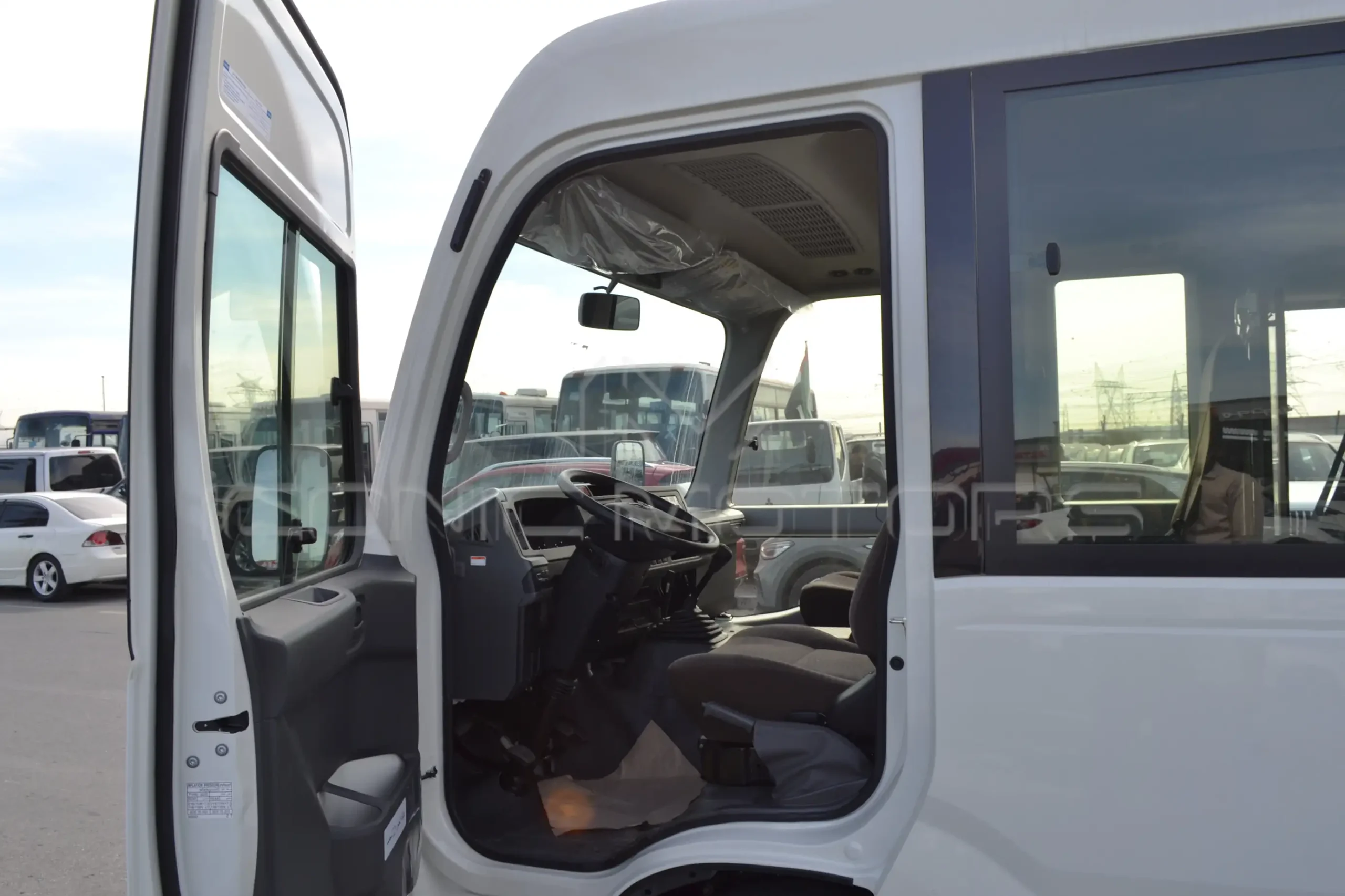 TOYOTA COASTER HI ROOF 4.0L DIESEL 23 SEATER M/T TC5339