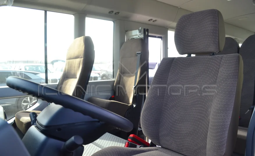 TOYOTA COASTER HI ROOF 4.0L DIESEL 23 SEATER  M/T TC5339