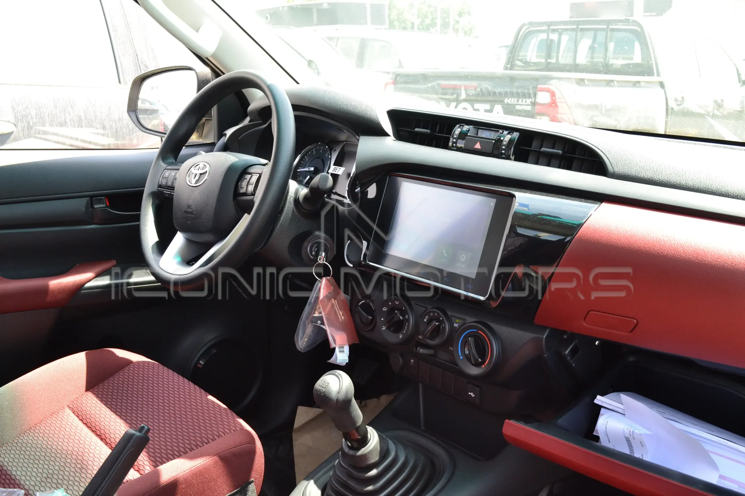 2024 TOYOTA HILUX GLX SINGLE CABIN 2.7L 4X4 M/T