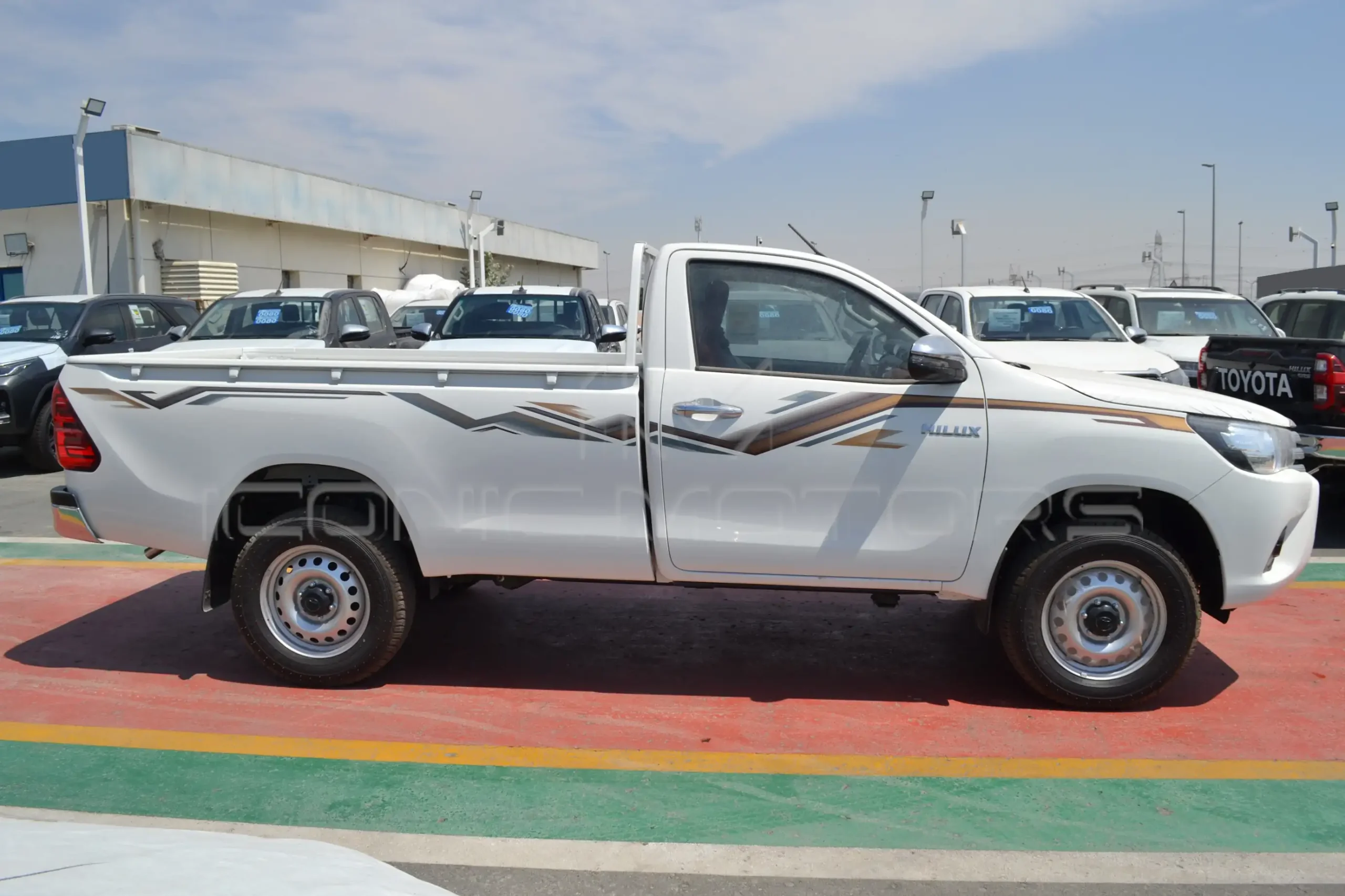 2024 TOYOTA HILUX GLX SINGLE CABIN 2.7L 4X4 M/T