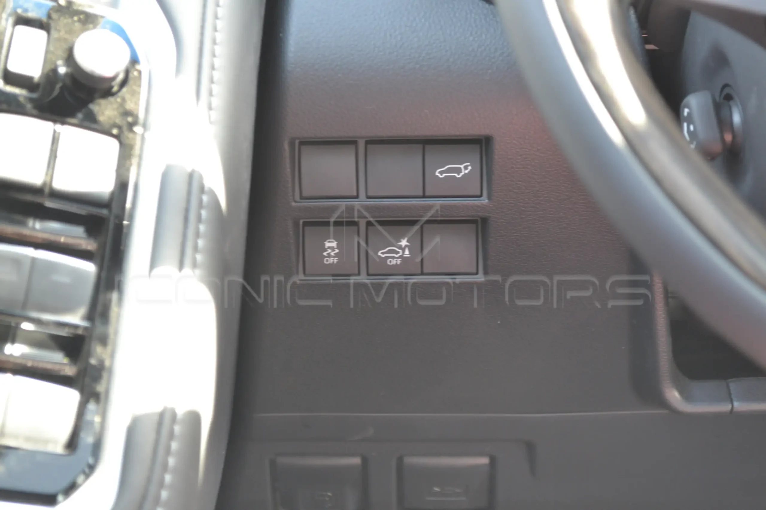 2024 TOYOTA LAND CRUISER 3.5L VXR YLC24