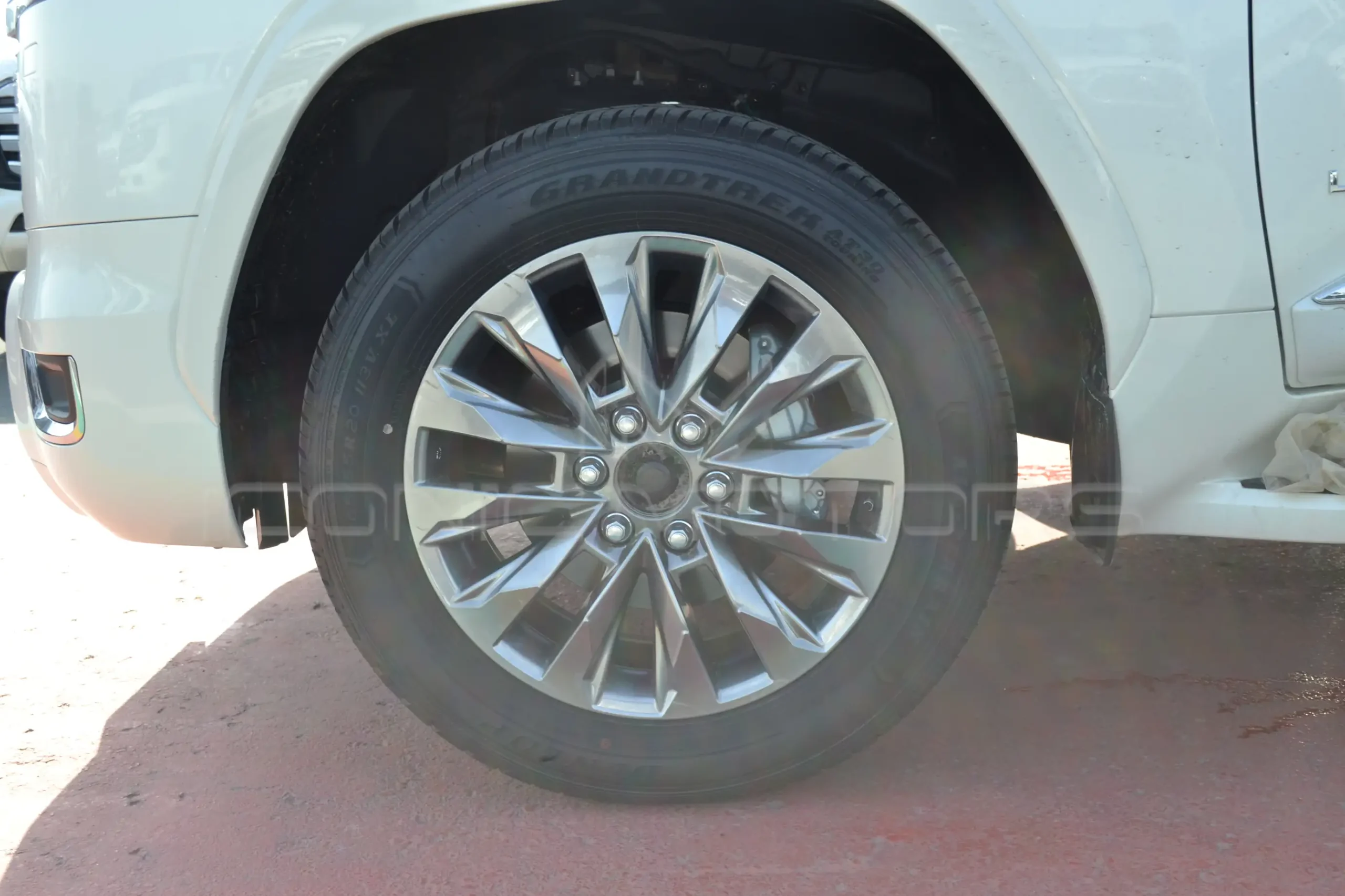 2024 TOYOTA LAND CRUISER 3.5L VXR YLC24