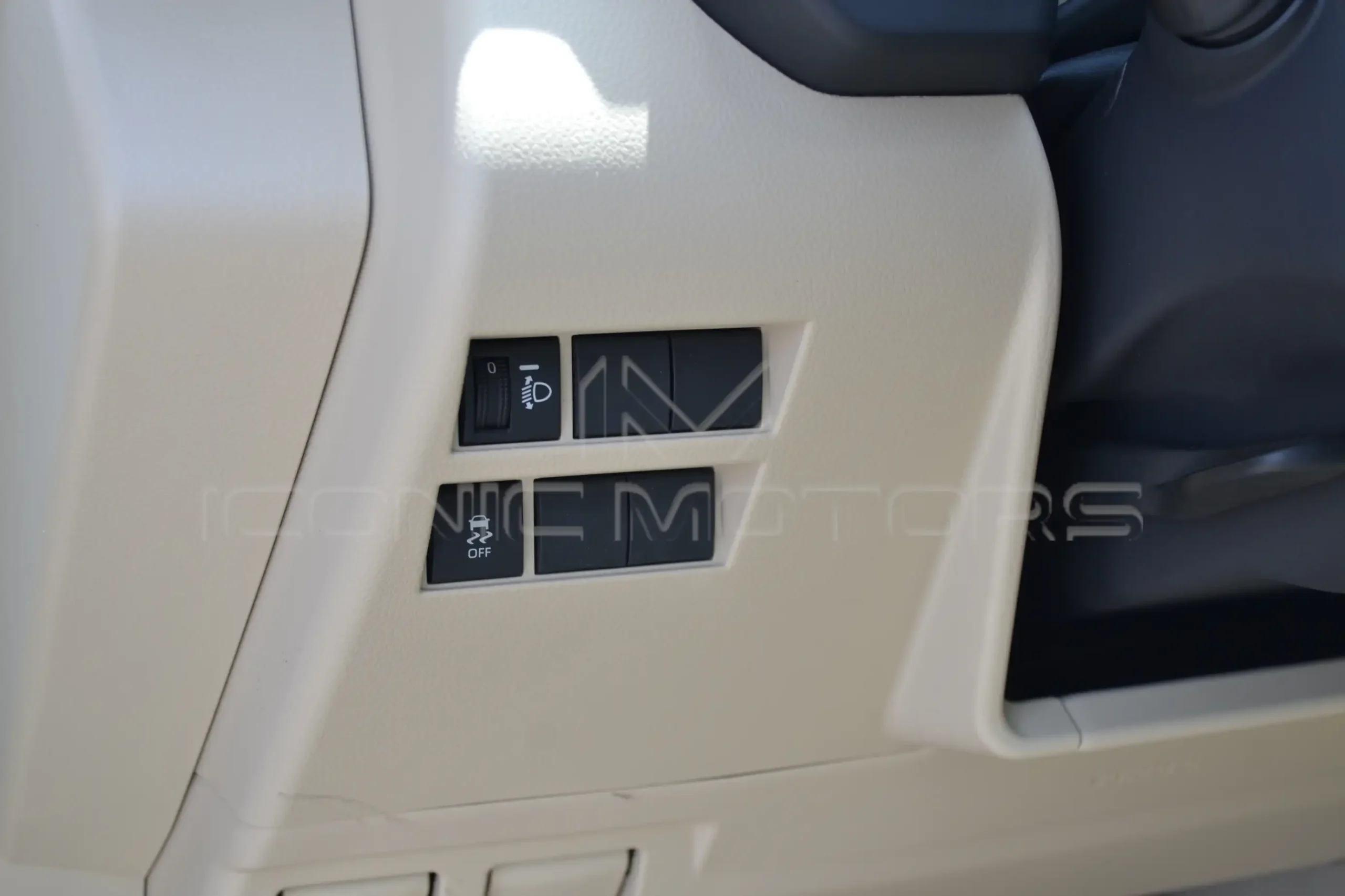 2024 TOYOTA LAND CRUISER 4.0L PETROL EXR, A/T
