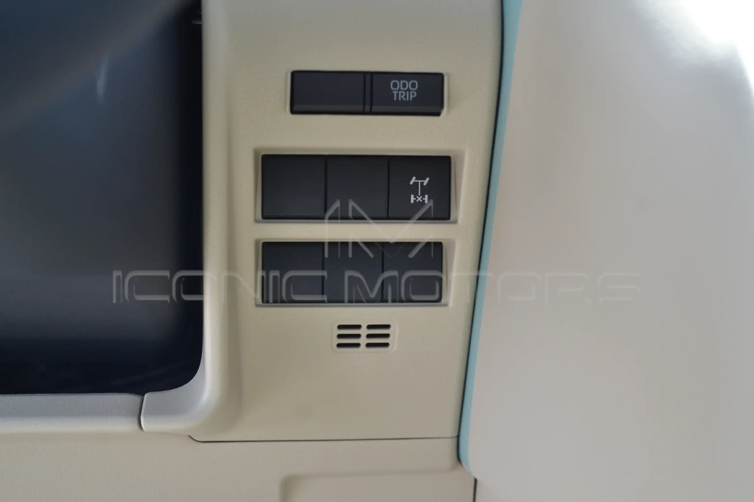 2024 TOYOTA LAND CRUISER 4.0L PETROL EXR, A/T