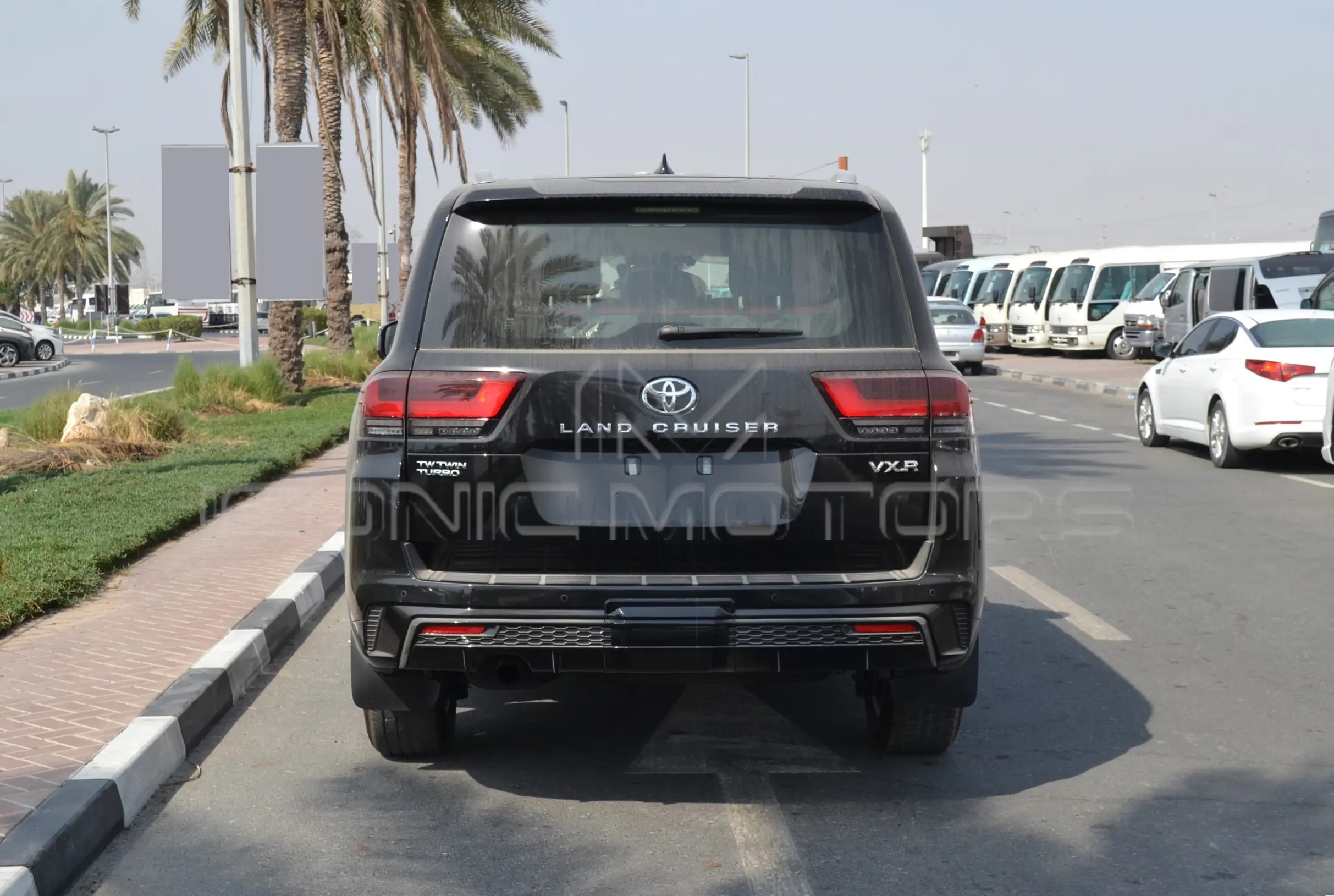 2024 TOYOTA LAND CRUISER 3.3L VXR DIESEL TWIN TURBO, RADAR