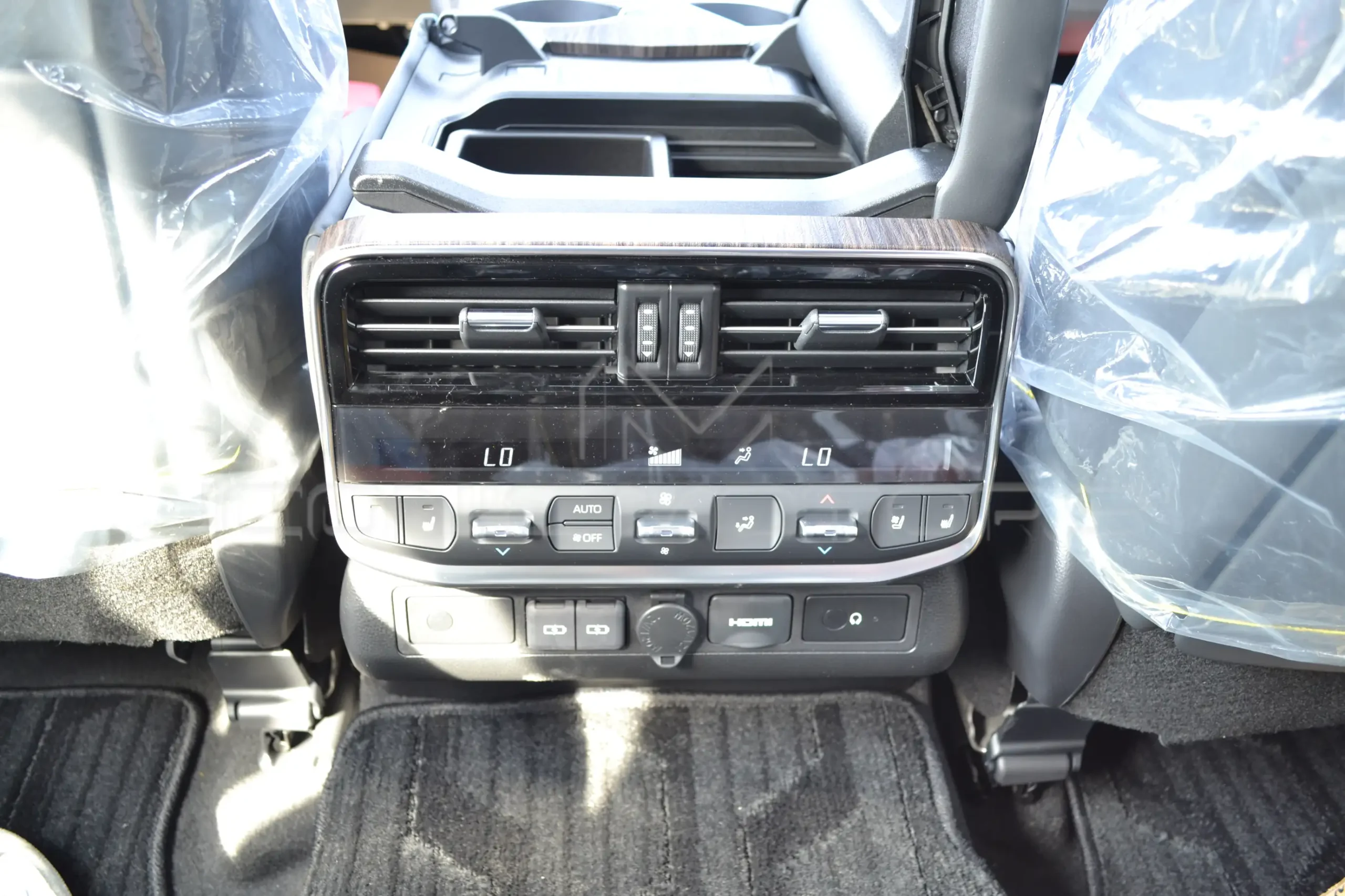 2024 TOYOTA LAND CRUISER 3.3L VXR DIESEL TWIN TURBO, RADAR