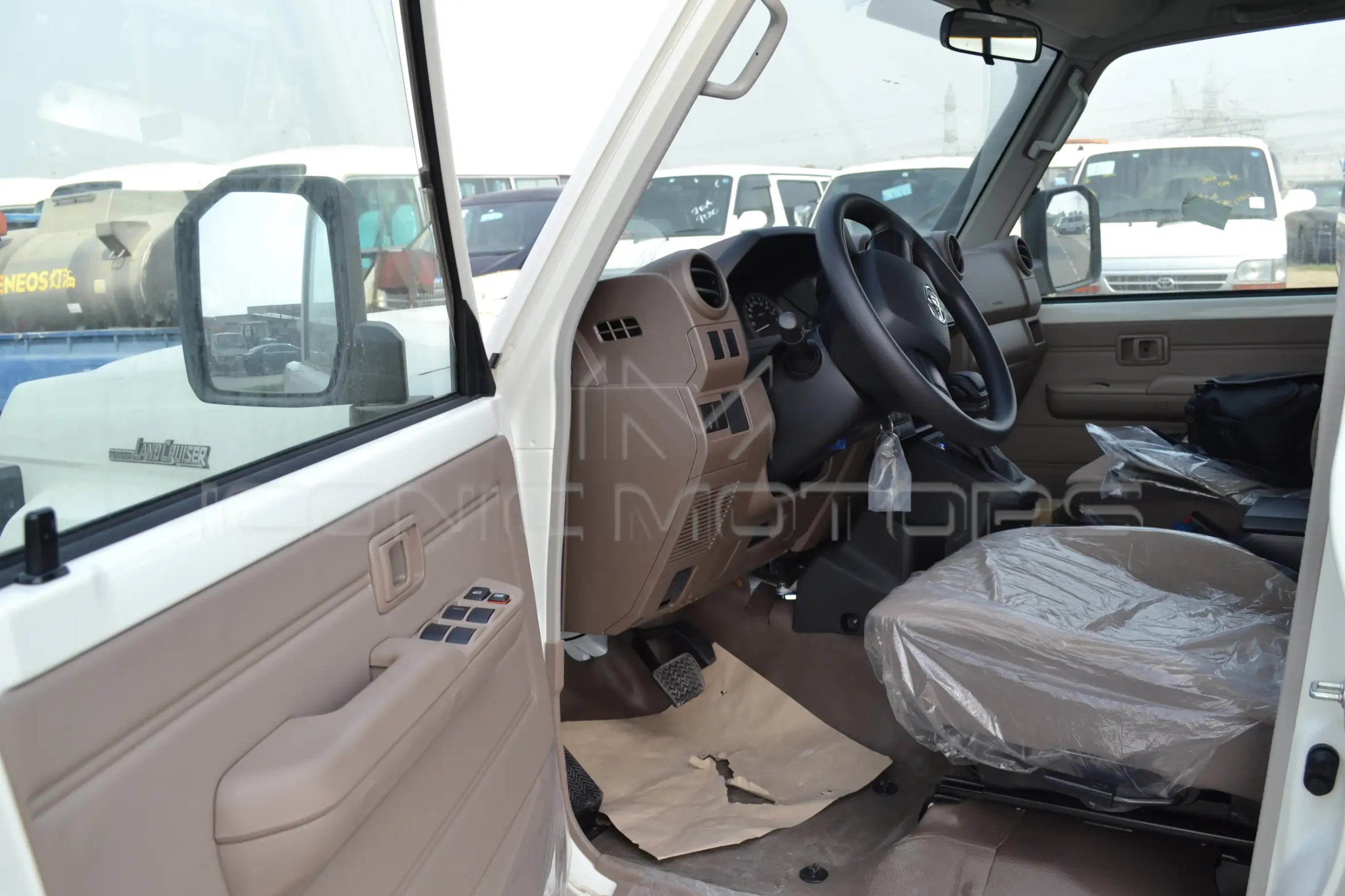 2024 TOYOTA LC79 PICK UP DC DIESEL 2.8L LX A/T