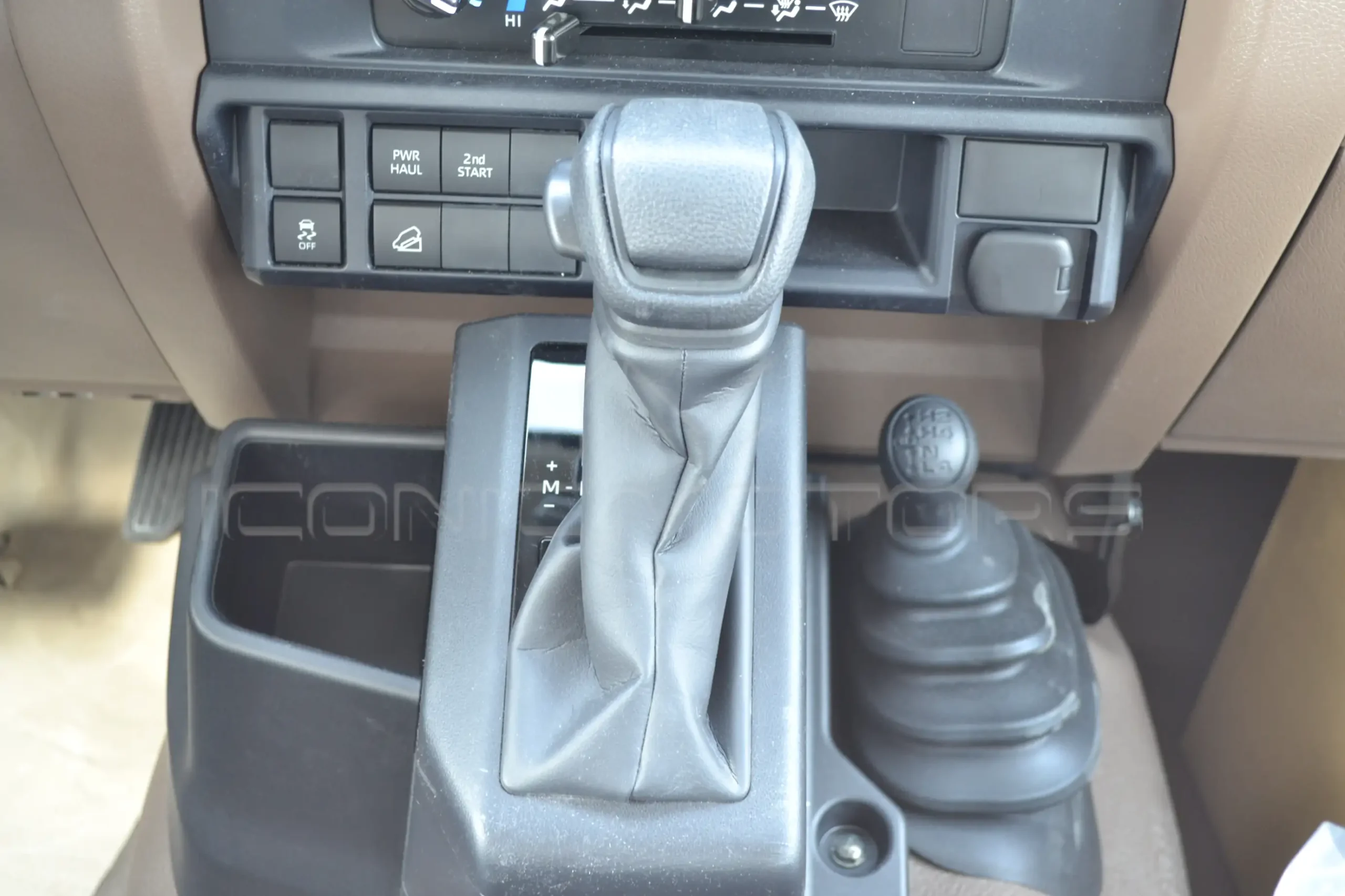 2024 TOYOTA LC79 PICK UP DC DIESEL 2.8L LX A/T