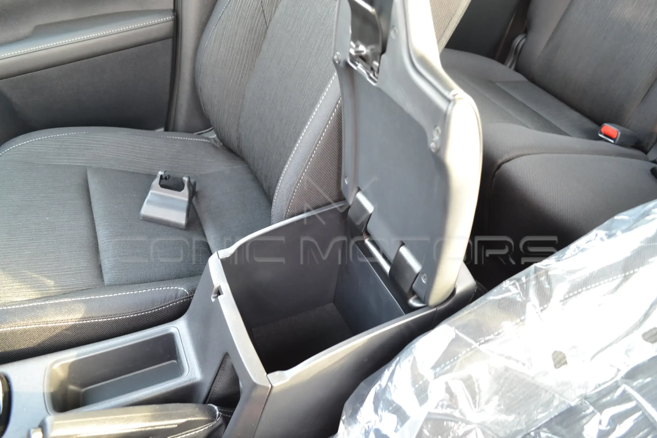 2024 TOYOTA HILUX DC 4X4 ADVENTURE 4.0L  A/T PETROL