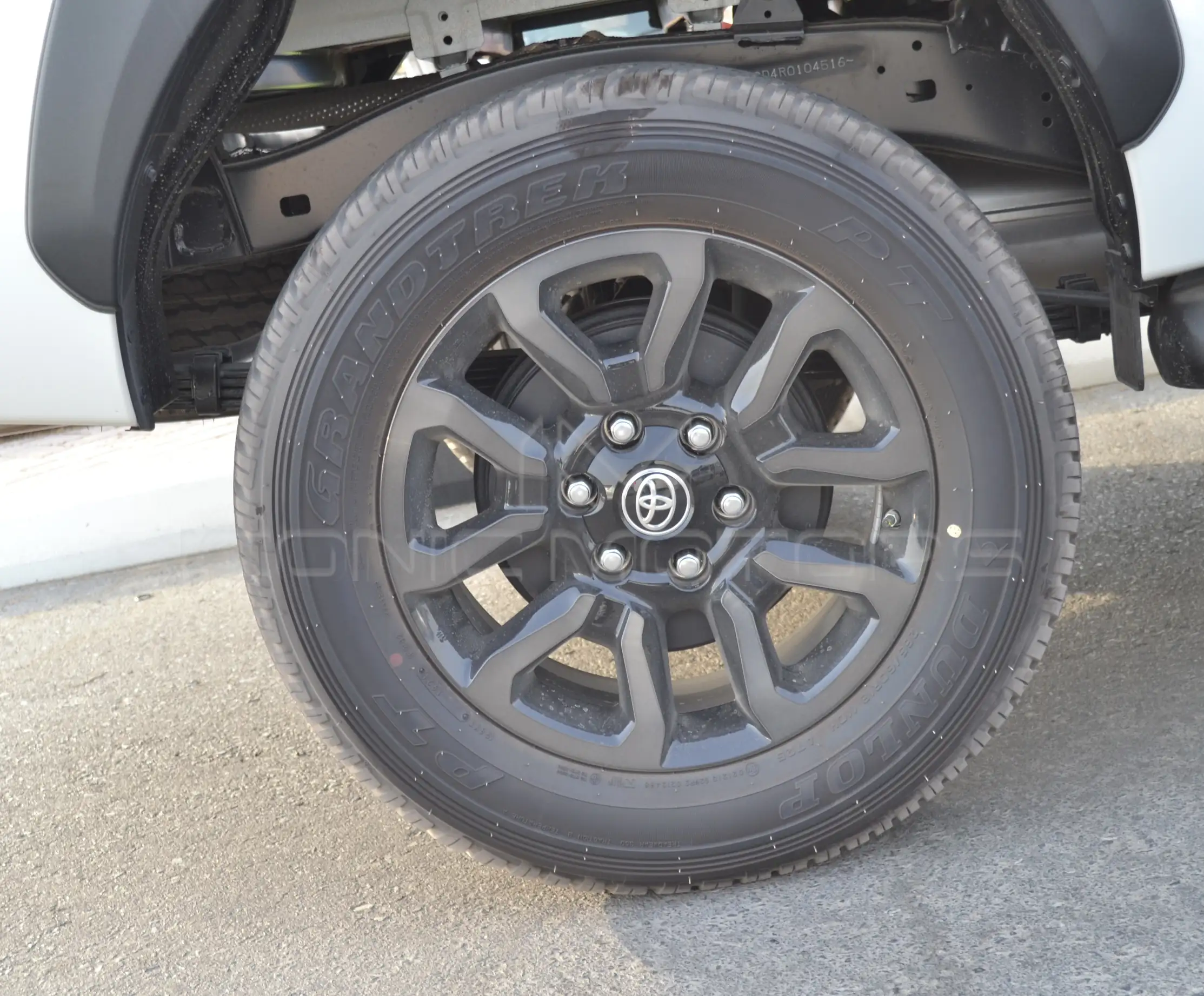 2024 TOYOTA HILUX DC 4X4 ADVENTURE 4.0L  A/T PETROL