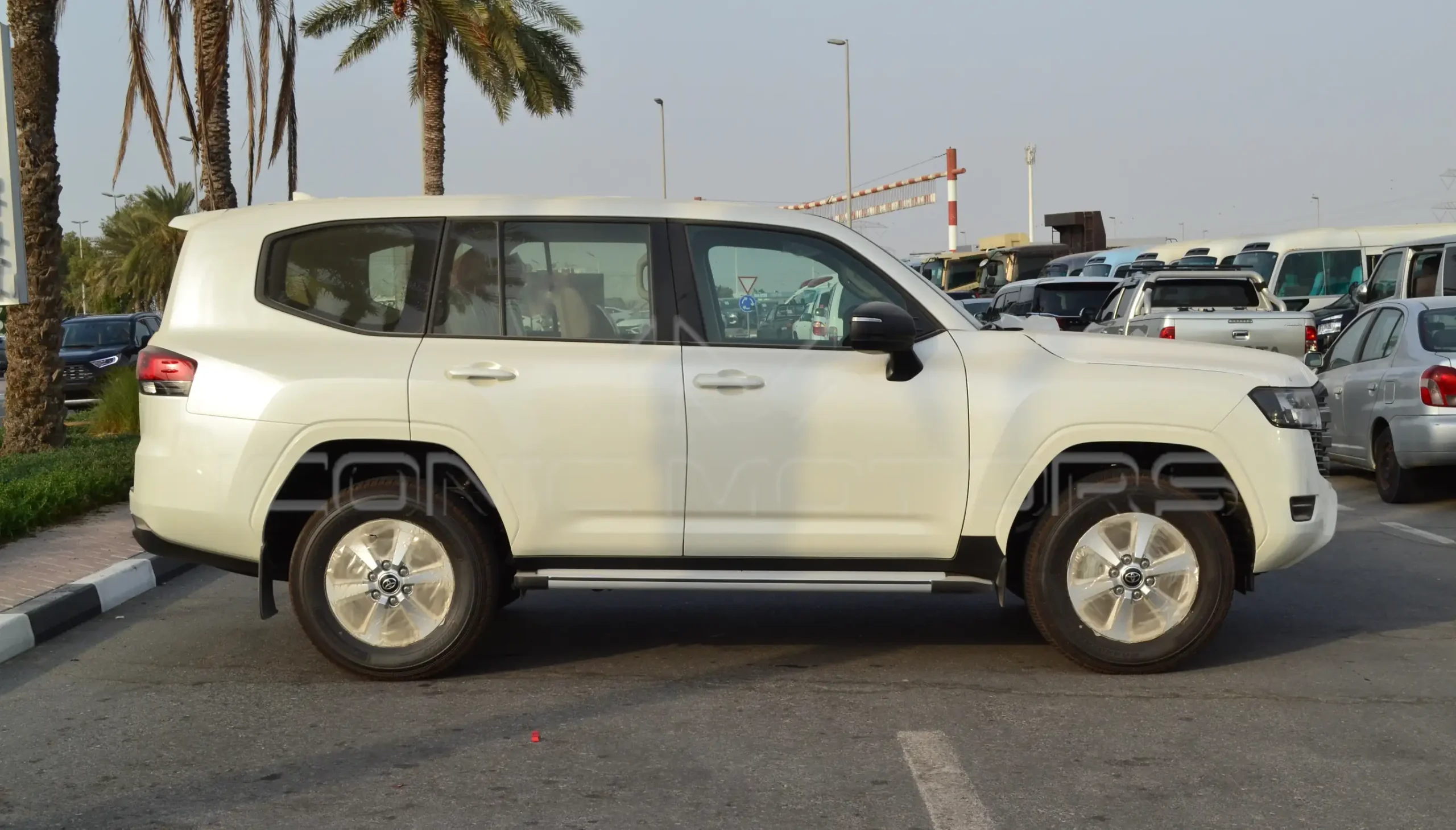 2024 TOYOTA LAND CRUISER 3.3L EXR DIESEL