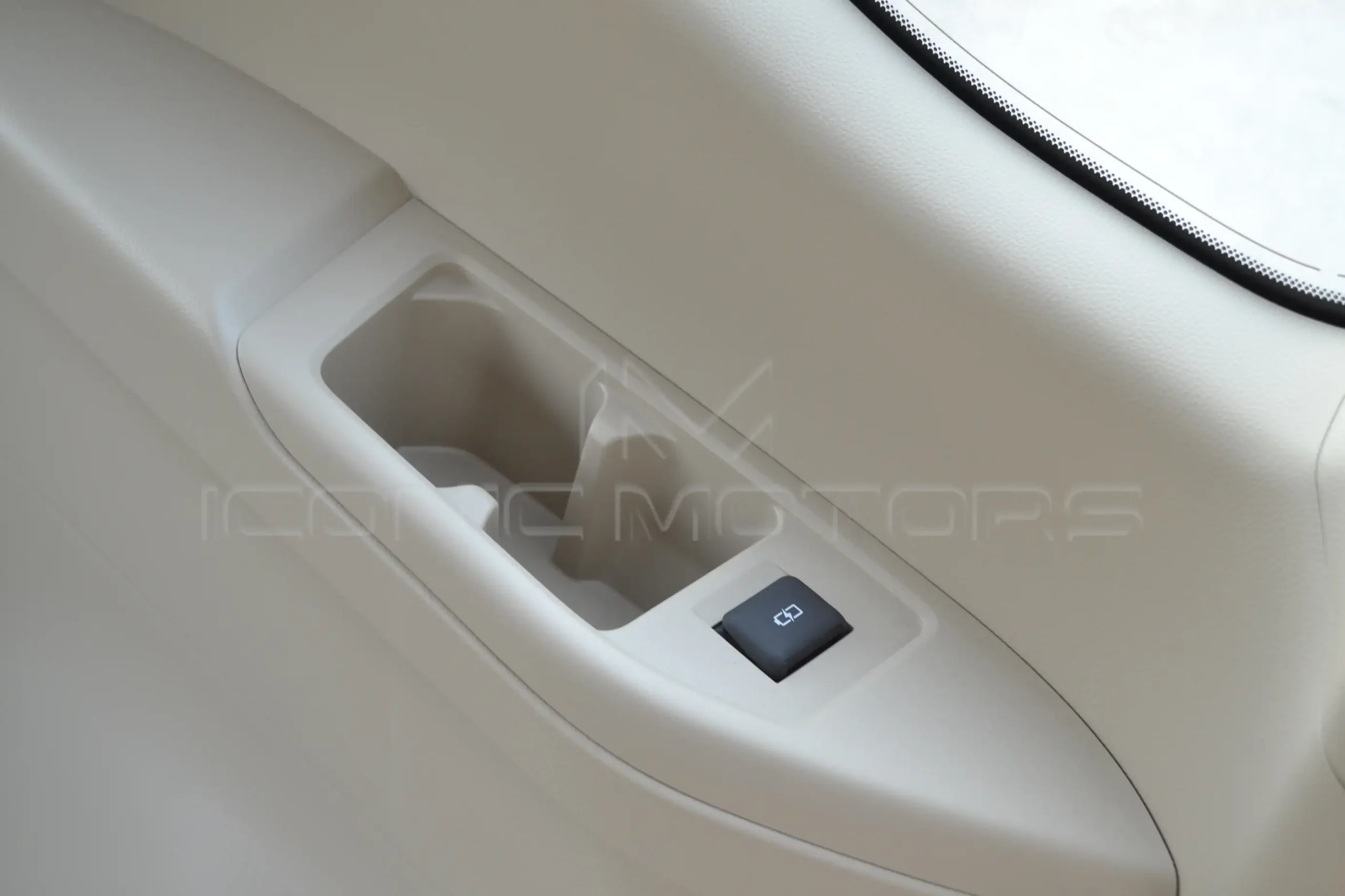 2024 TOYOTA LAND CRUISER 3.3L EXR DIESEL