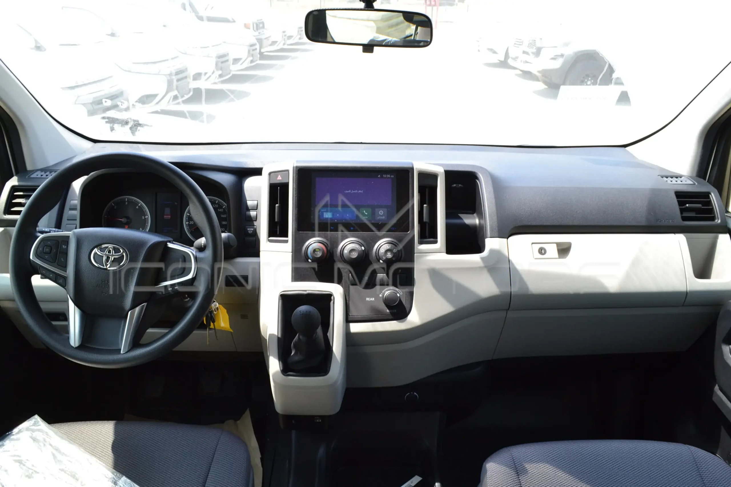 2025 TOYOTA HIACE 13ST HIGH ROOF 2.8L DIESEL,M/T