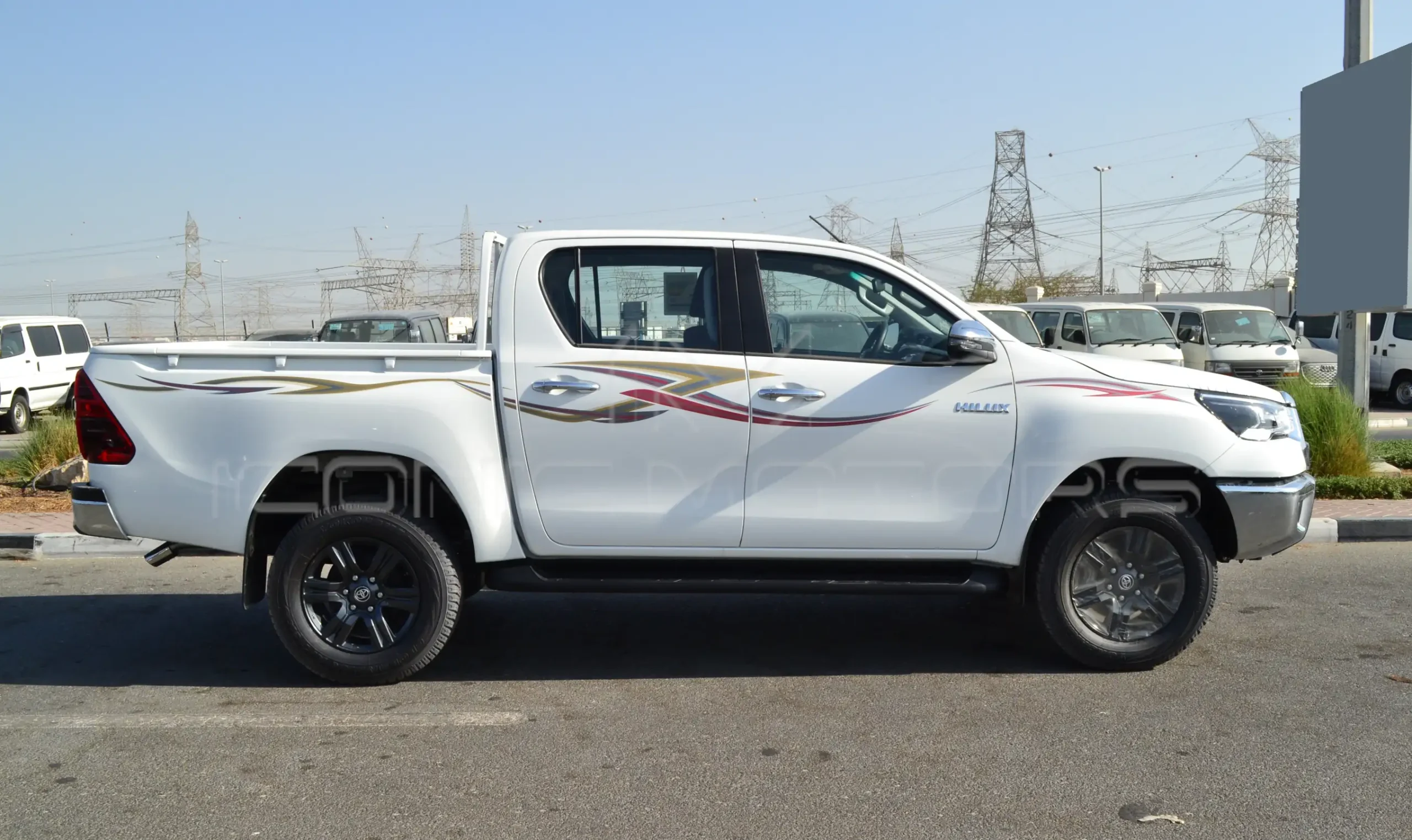 2025 TOYOTA HILUX DC 2.7L GLX M/T 4X4 PETROL