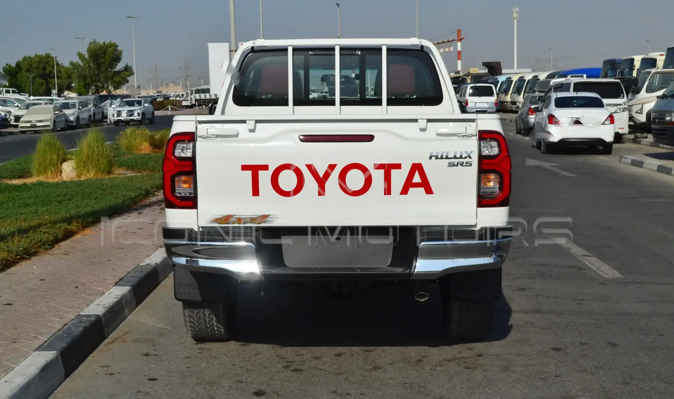 2025 TOYOTA HILUX DC 2.7L GLX M/T 4X4 PETROL