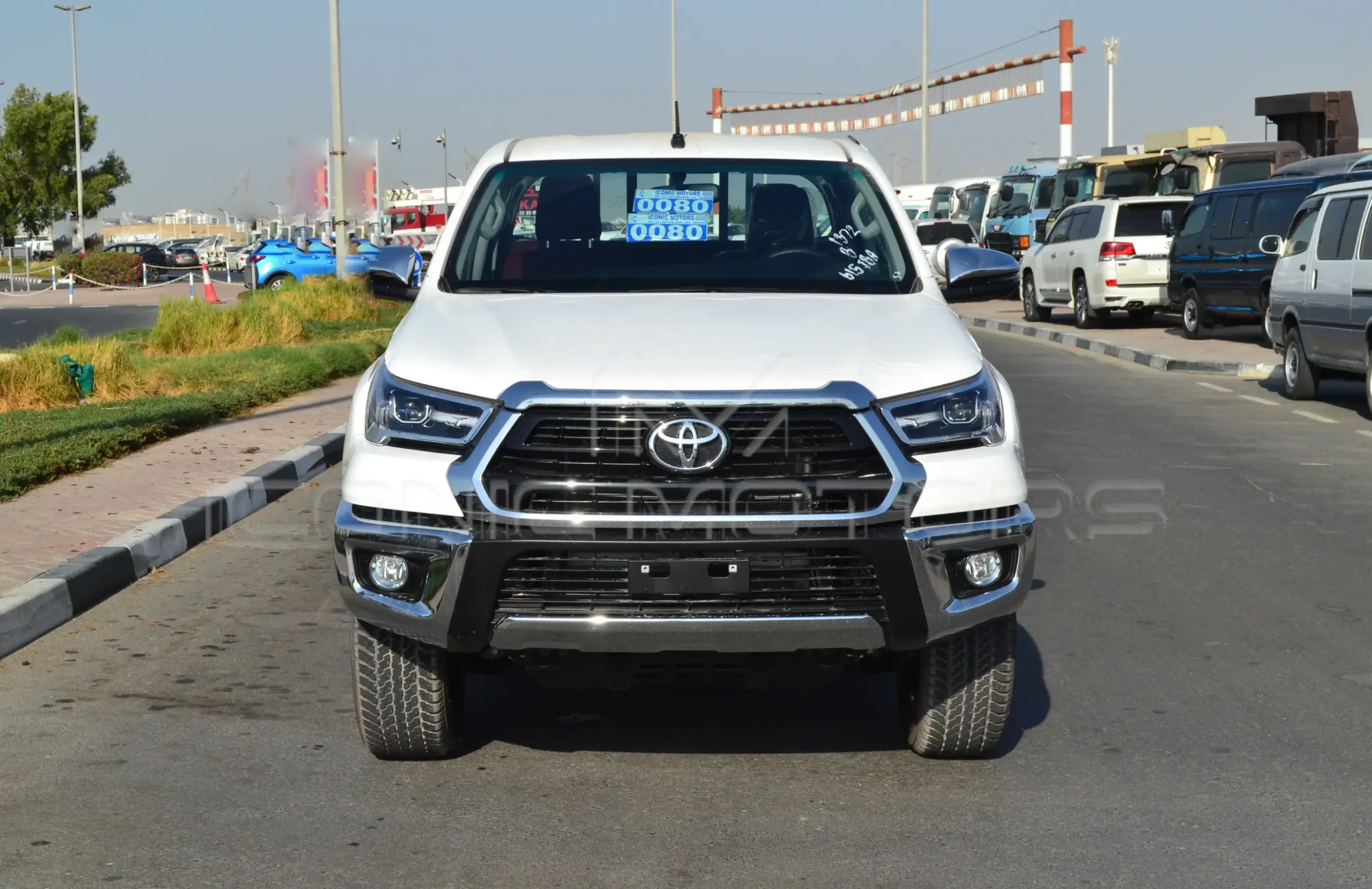 2025 TOYOTA HILUX DC 2.7L GLX M/T 4X4 PETROL