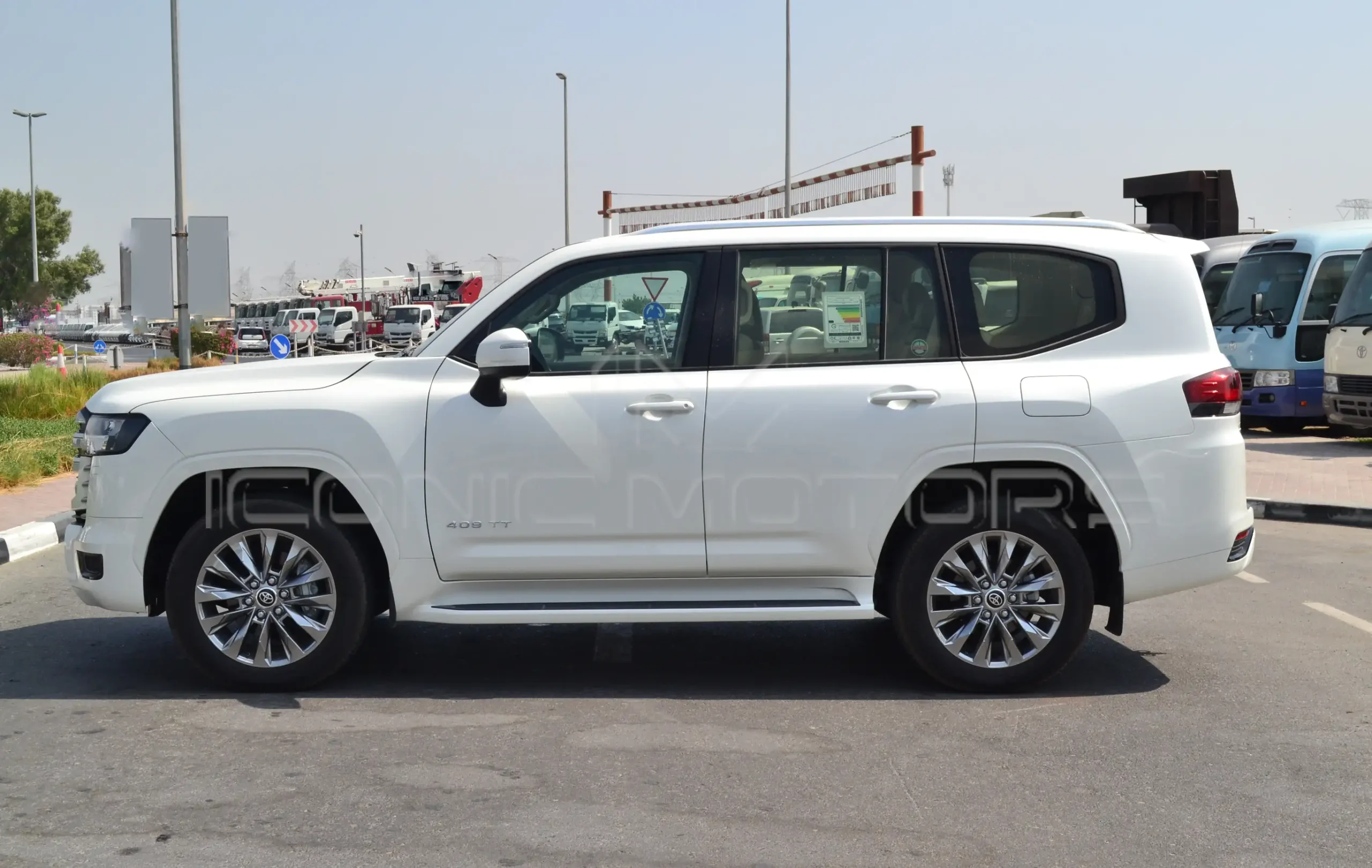2024 TOYOTA LAND CRUISER GXR 3.5L PETROL TWIN TURBO