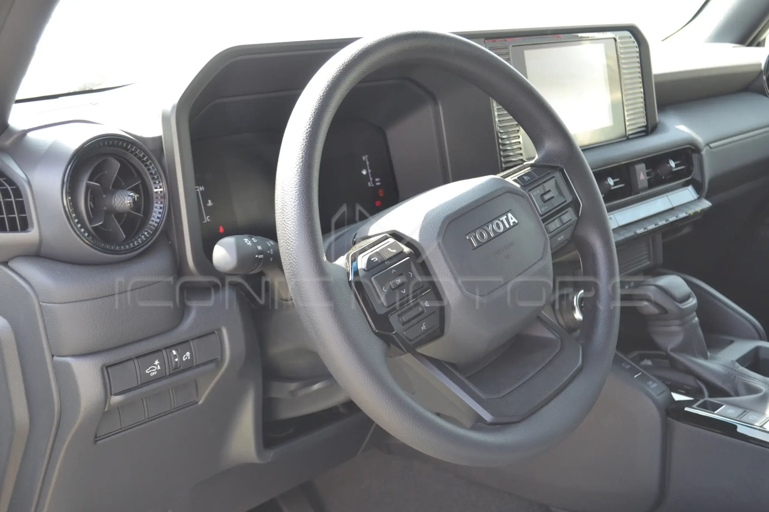 2024 TOYOTA PRADO TXR 2.8L DIESEL 4X4 A/T TPR28241