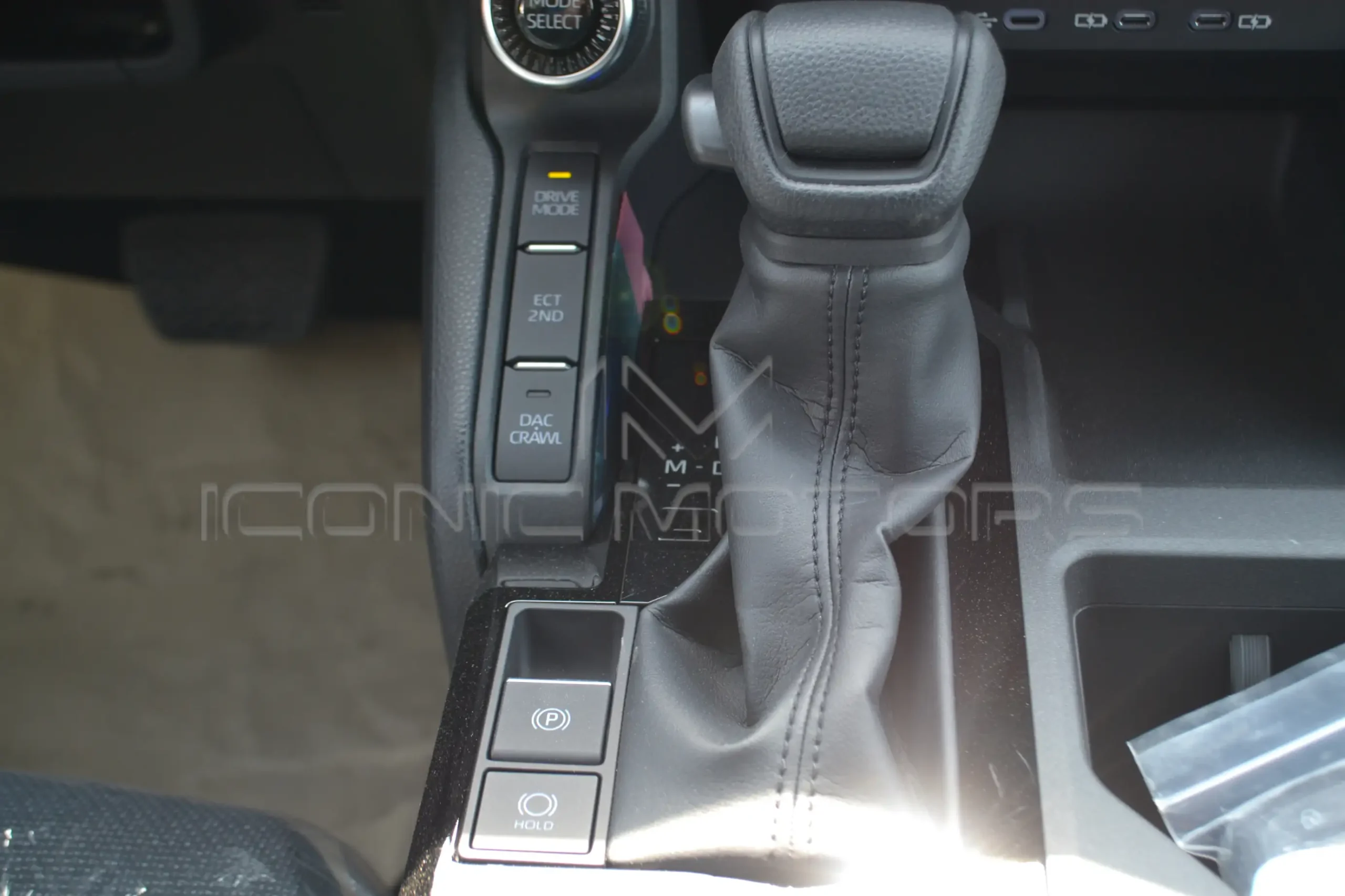 2024 TOYOTA PRADO TXR 2.8L DIESEL 4X4 A/T TPR28241
