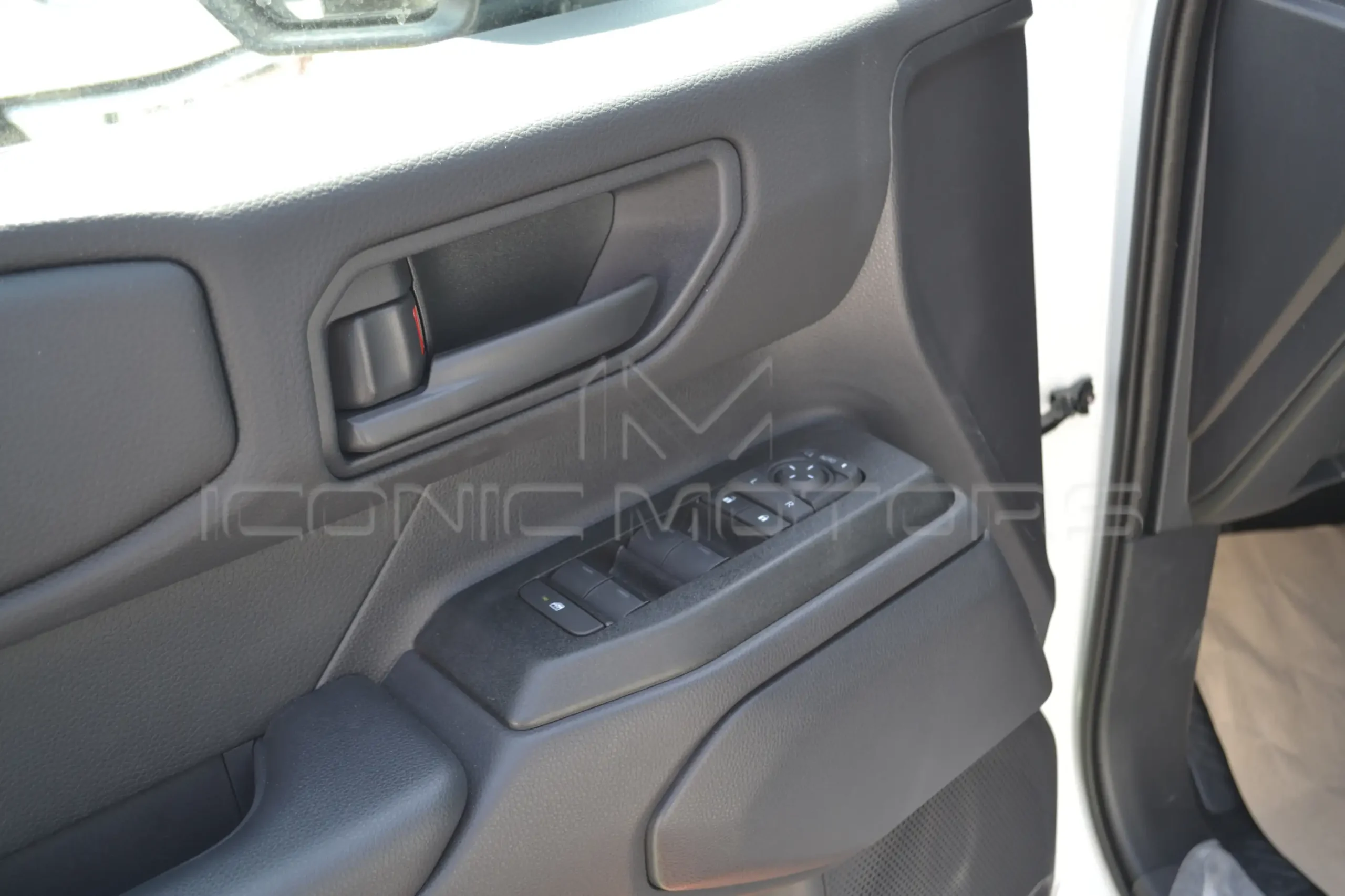 2024 TOYOTA PRADO TXR 2.8L DIESEL 4X4 A/T TPR28241